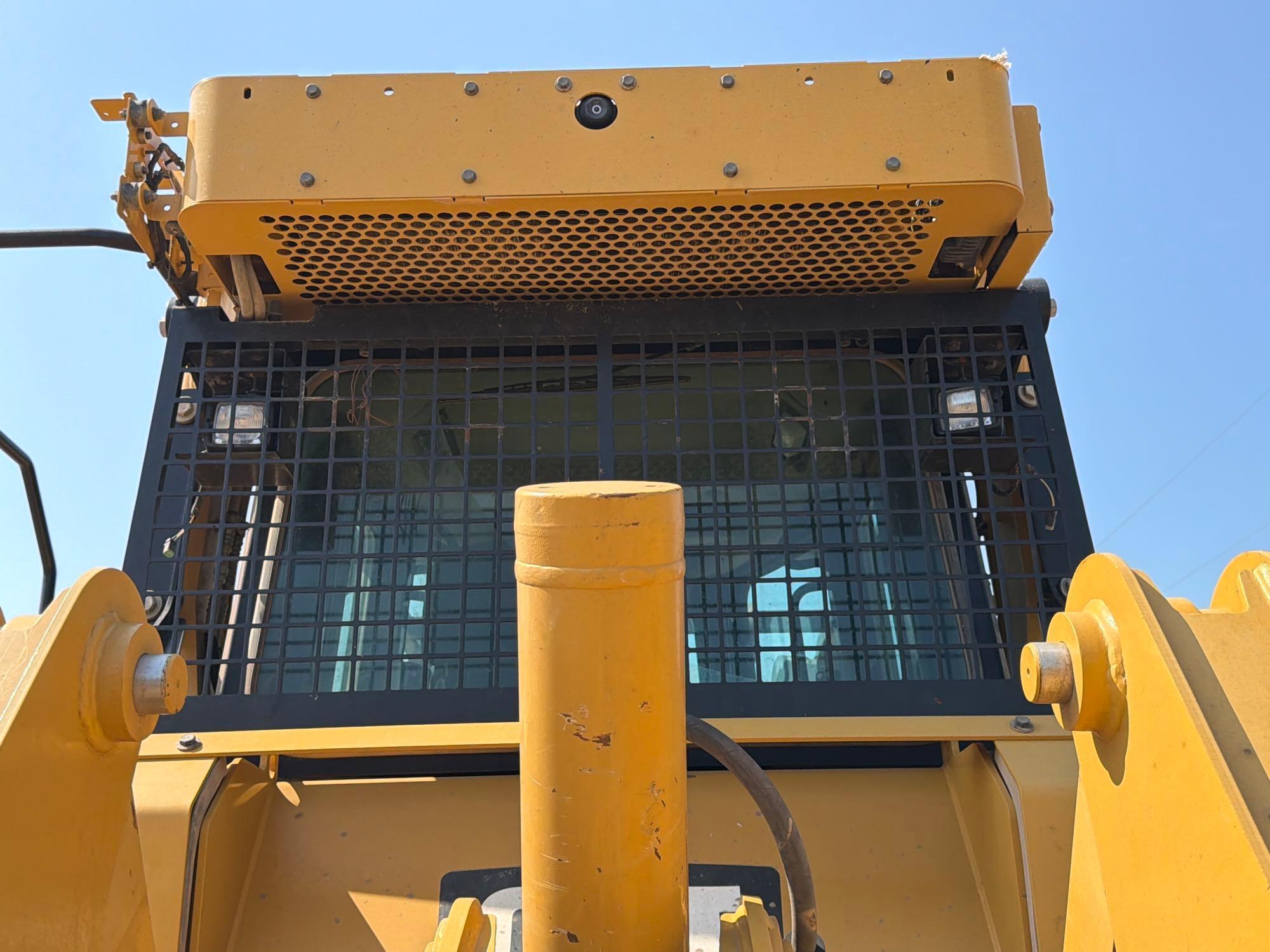 Caterpillar D6T LGP