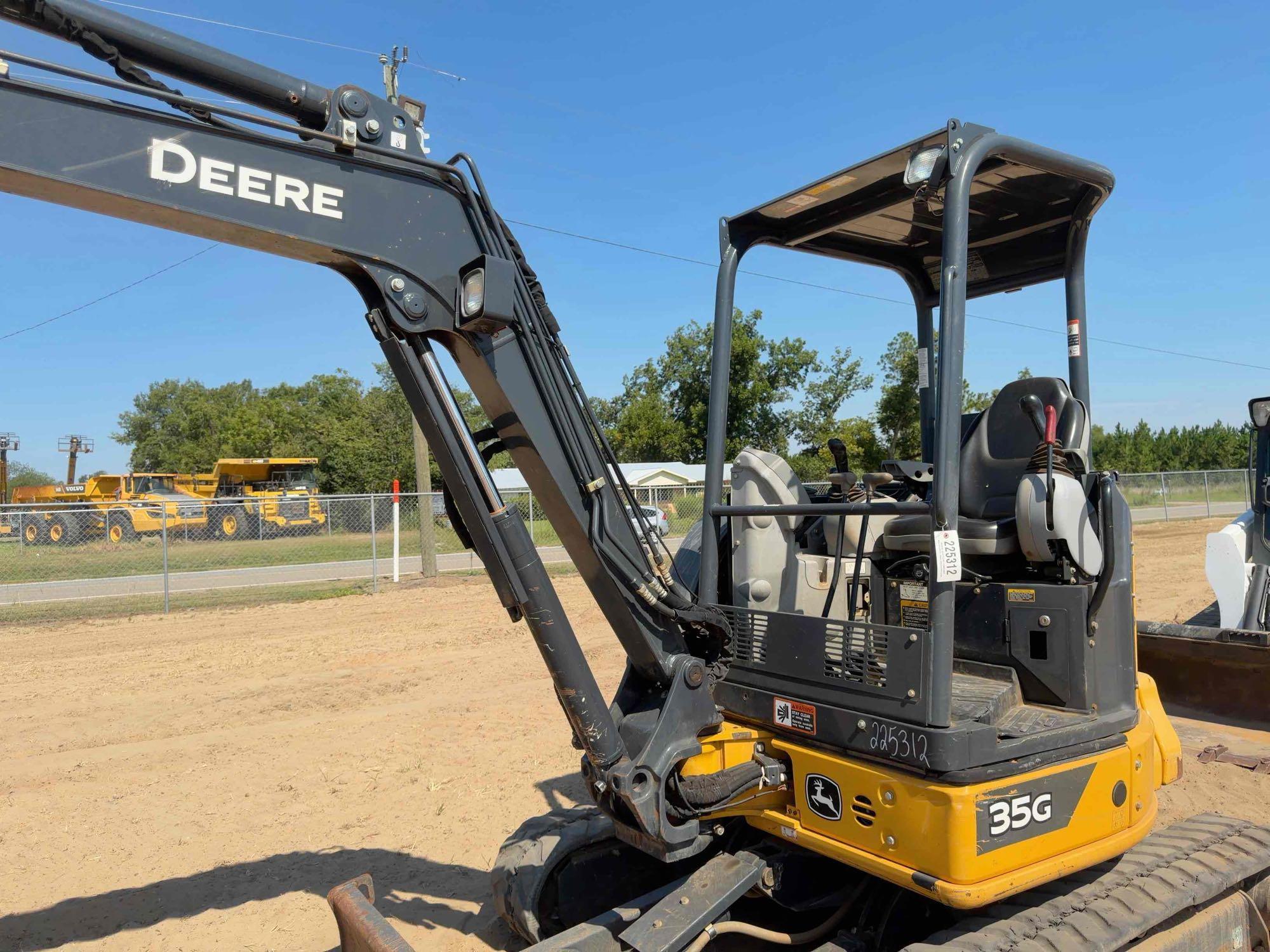 John Deere 35G