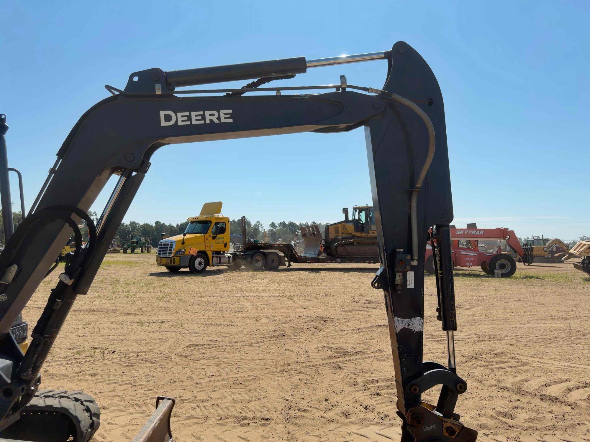 John Deere 35G