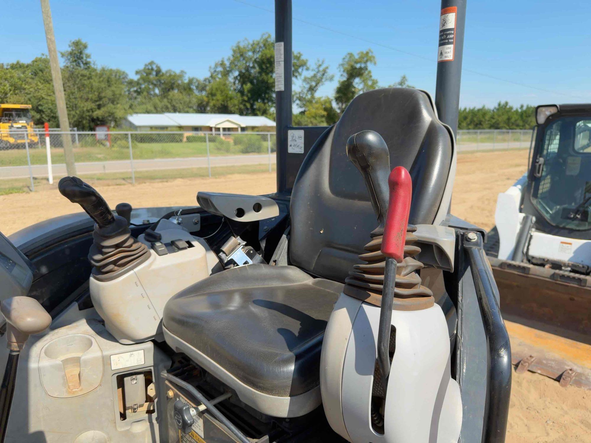 John Deere 35G