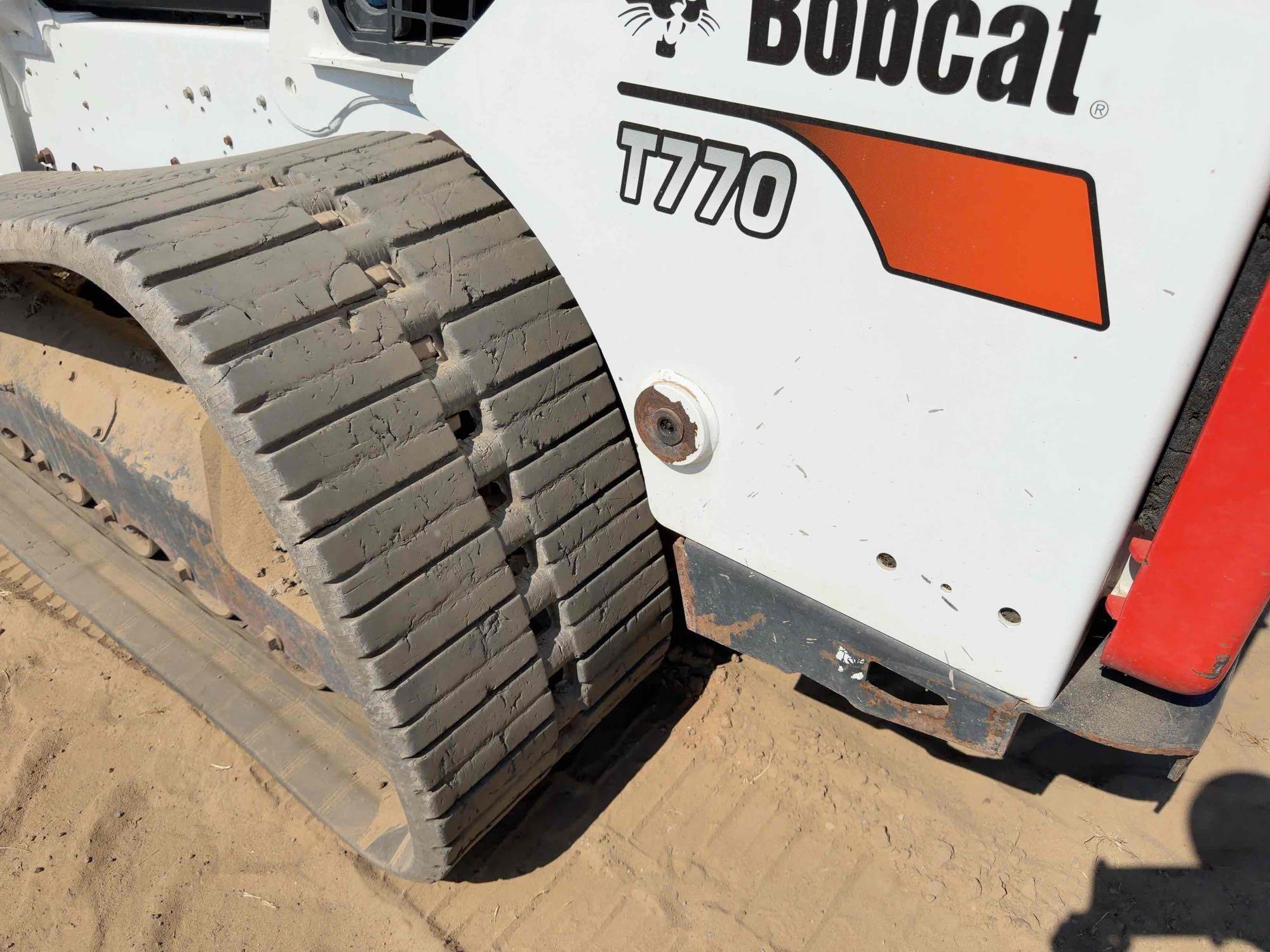 Bobcat T770