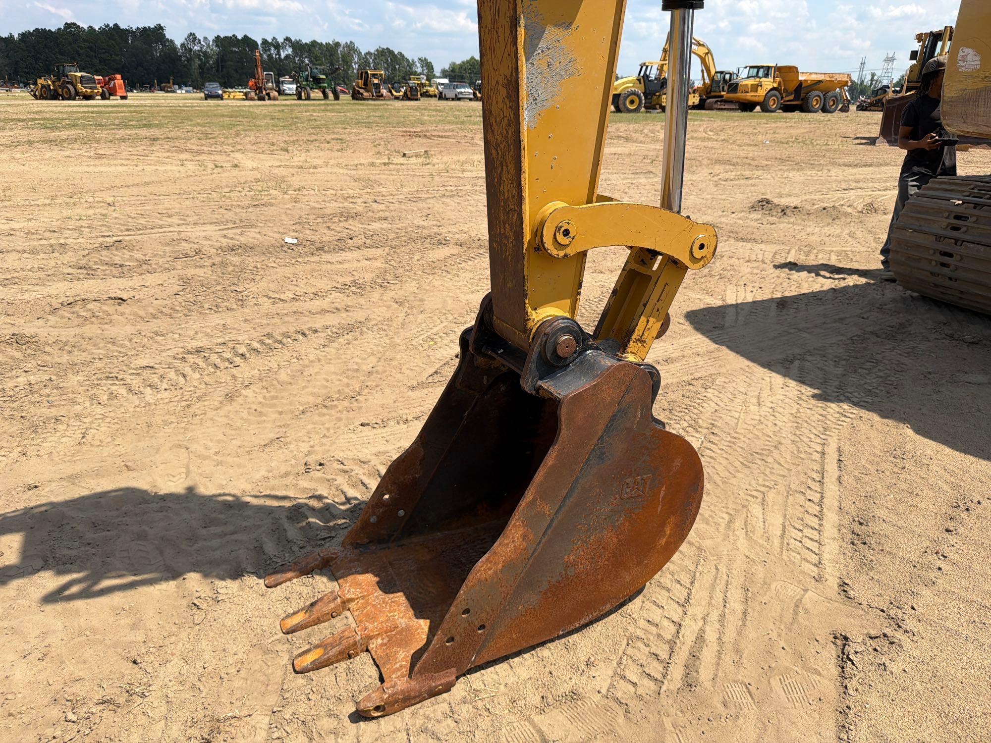 Caterpillar 307E2