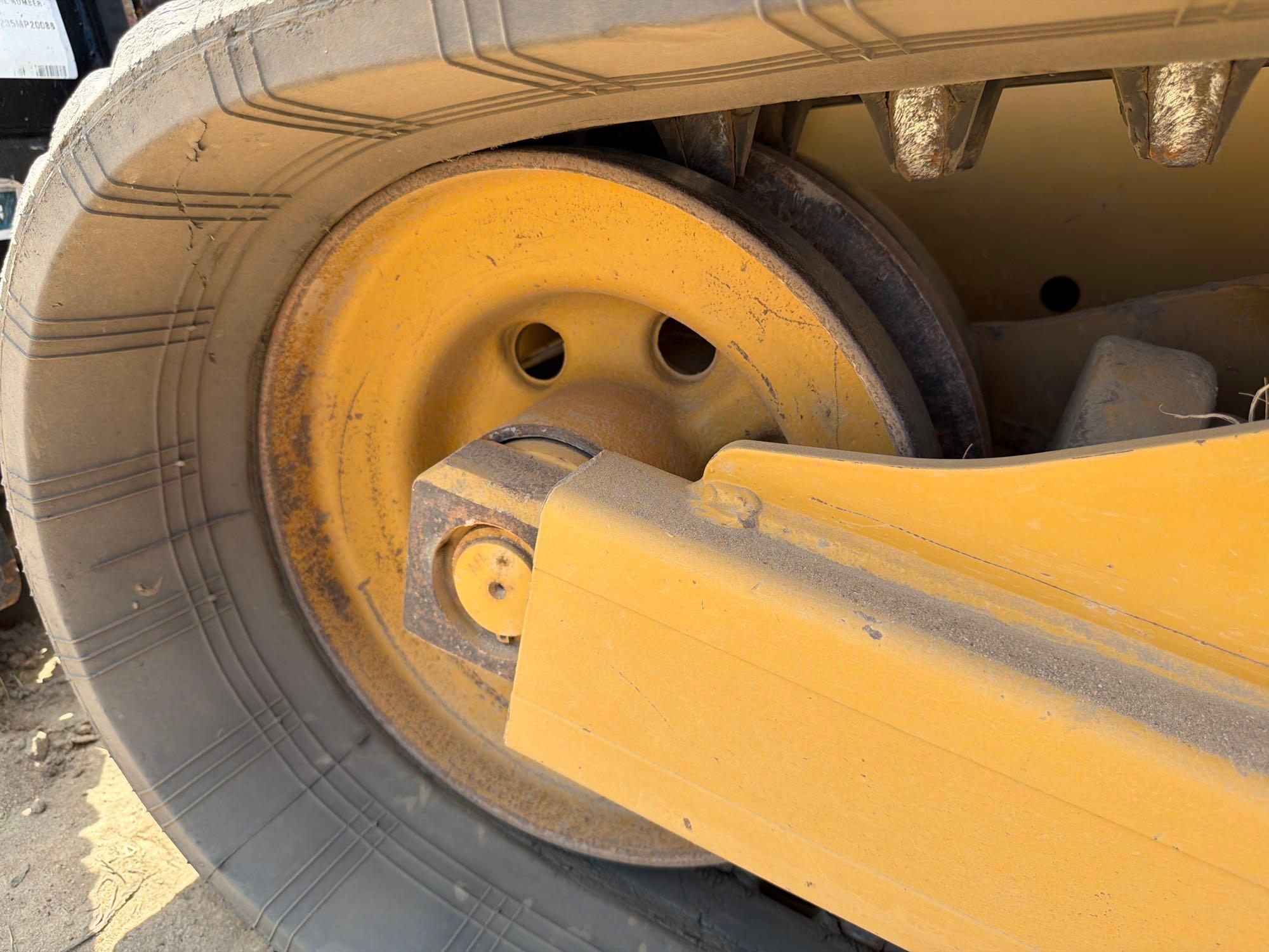 Caterpillar 255