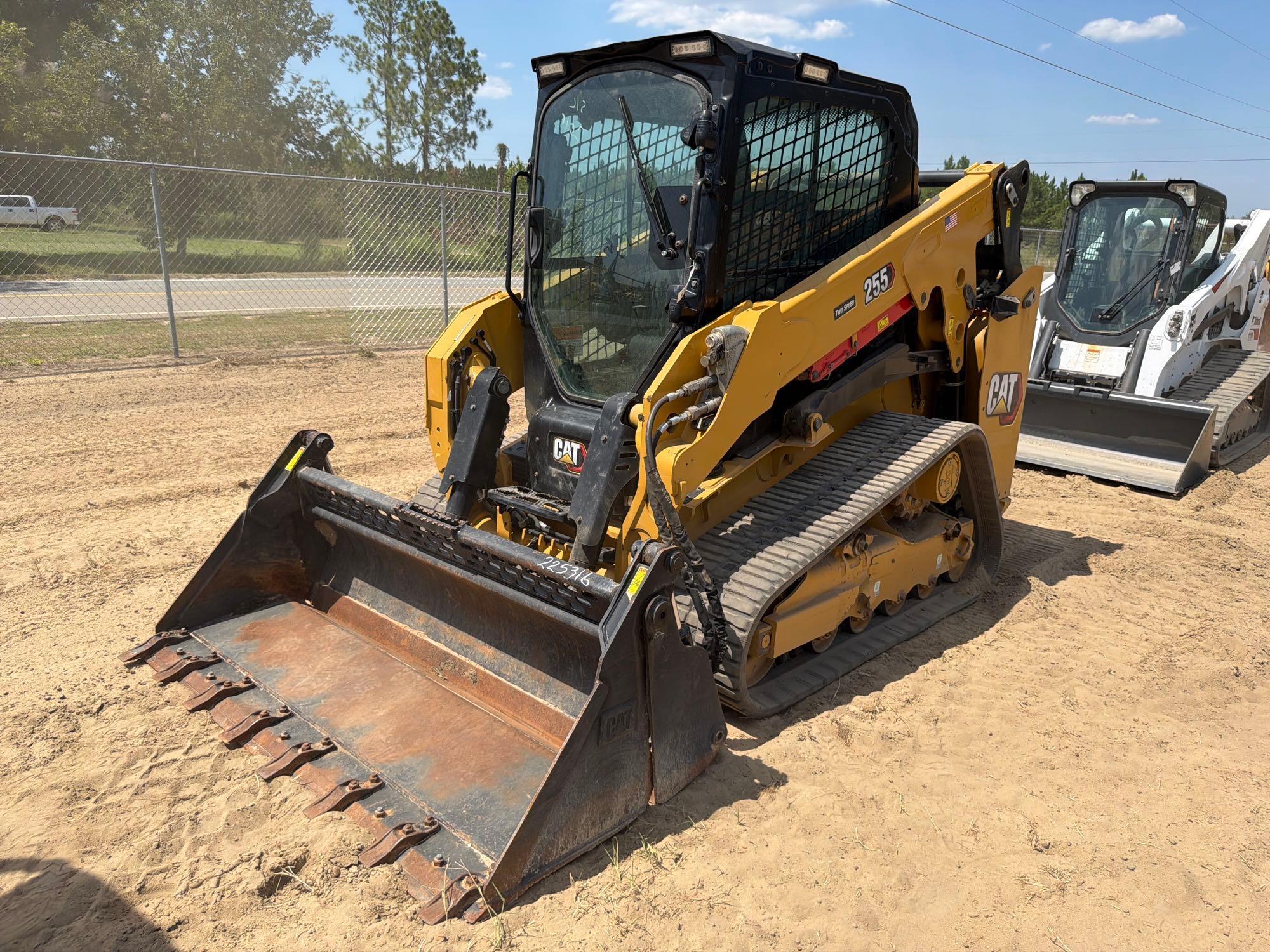 Caterpillar 255