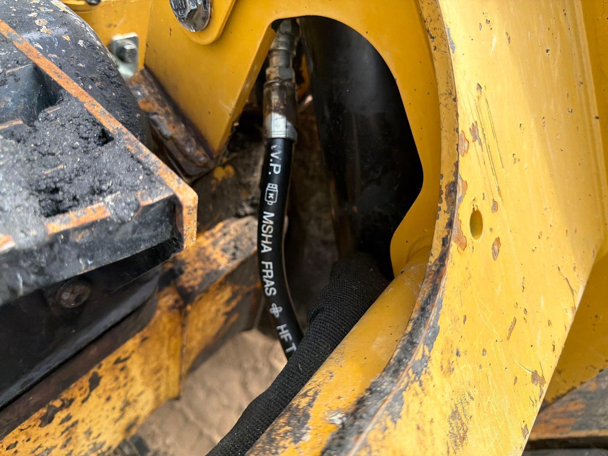 Caterpillar 242
