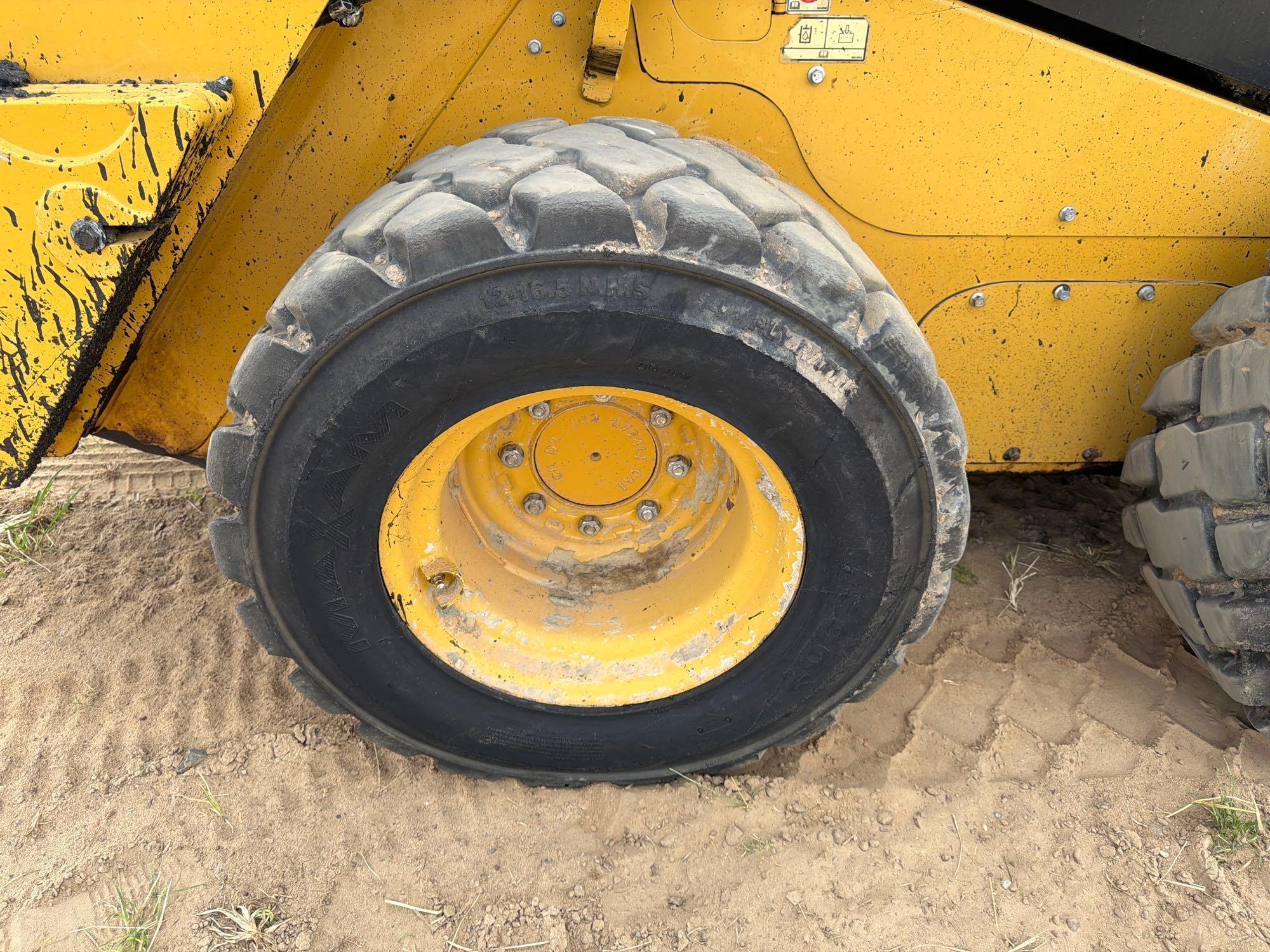Caterpillar 242