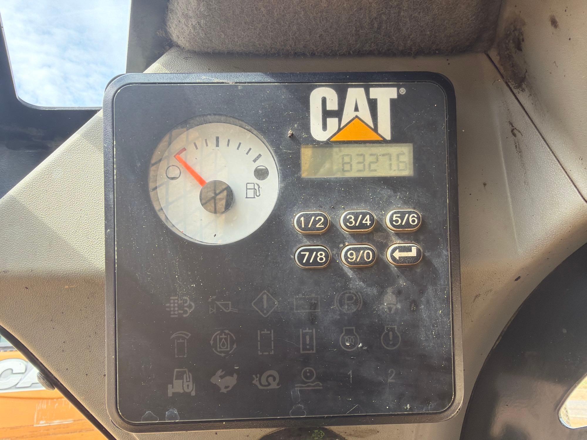 Caterpillar 242