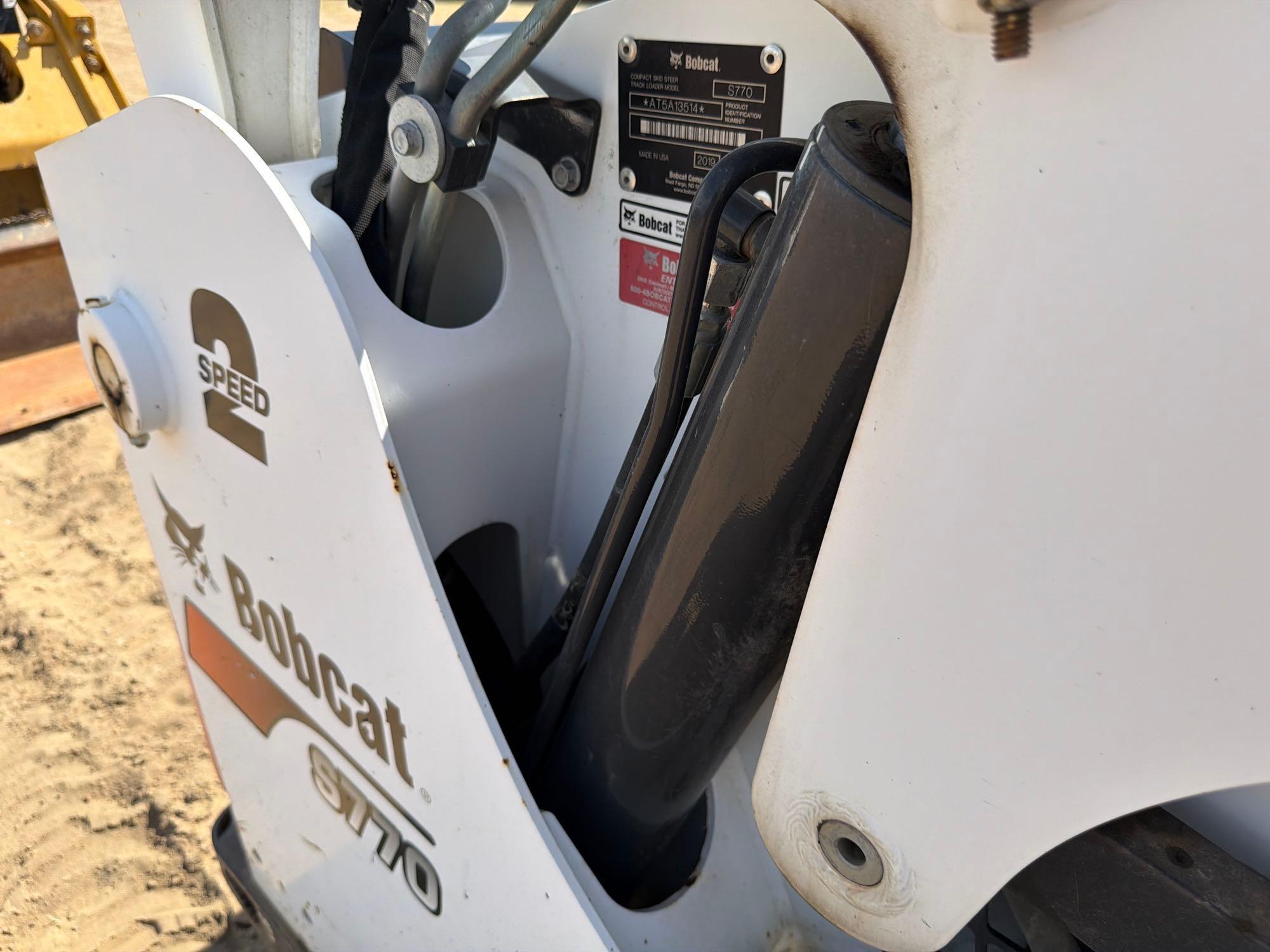 Bobcat 770
