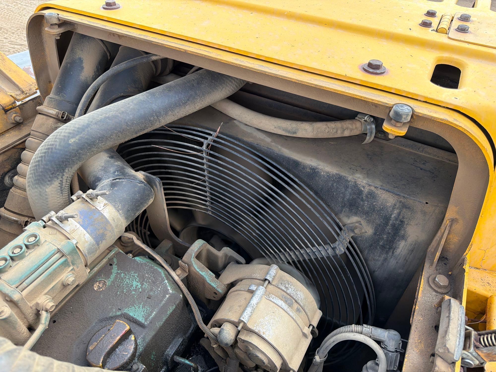 2003 Volvo EC240B LC