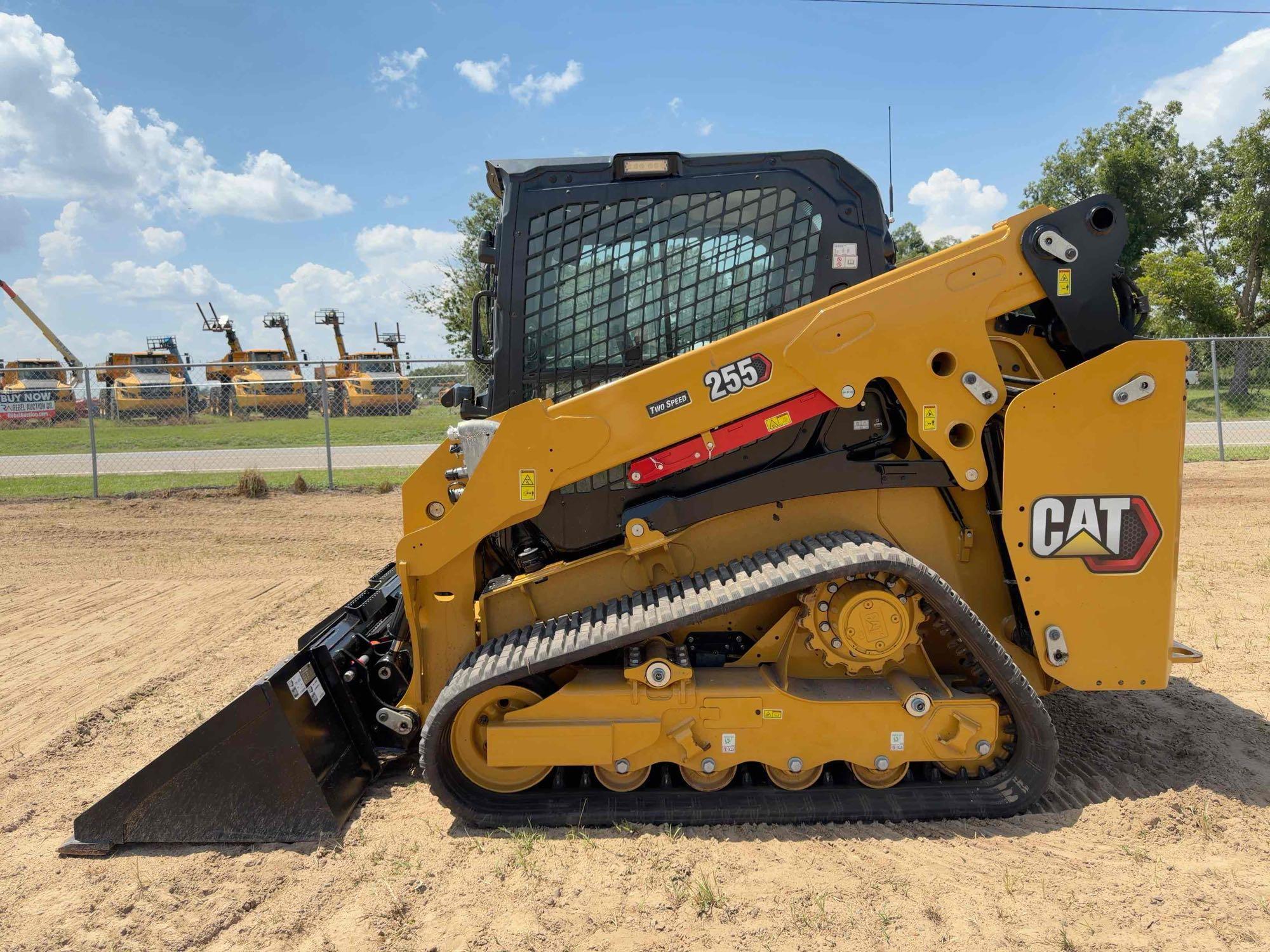 Photo of 2025 Caterpillar 255