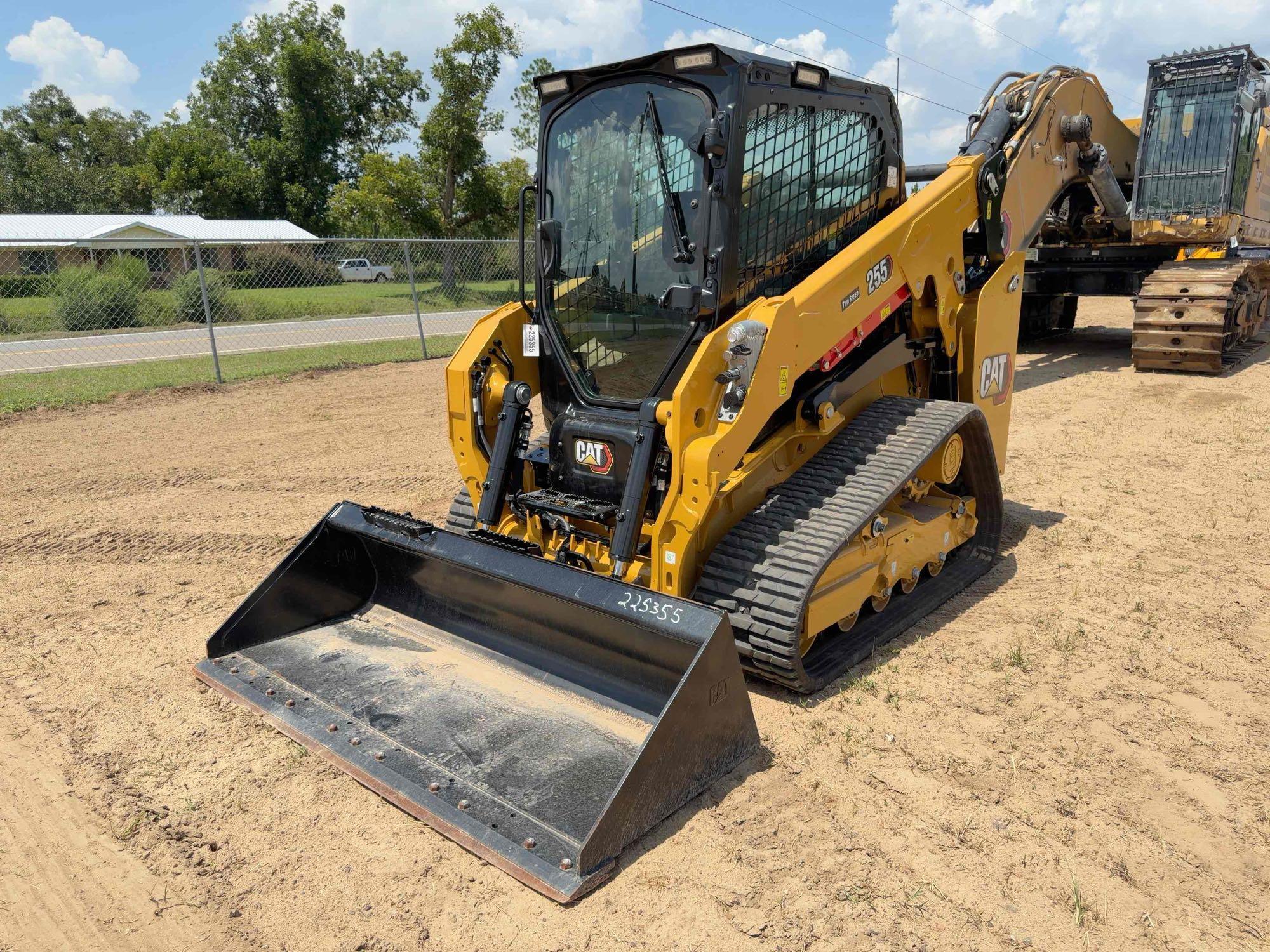 2025 Caterpillar 255