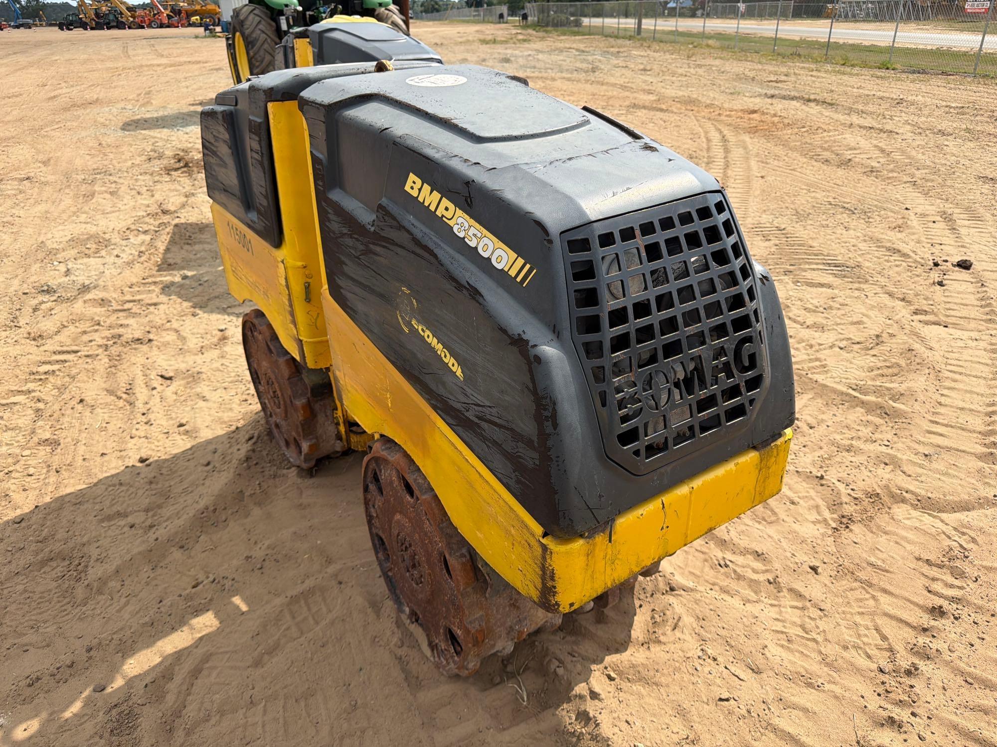 Bomag 8500