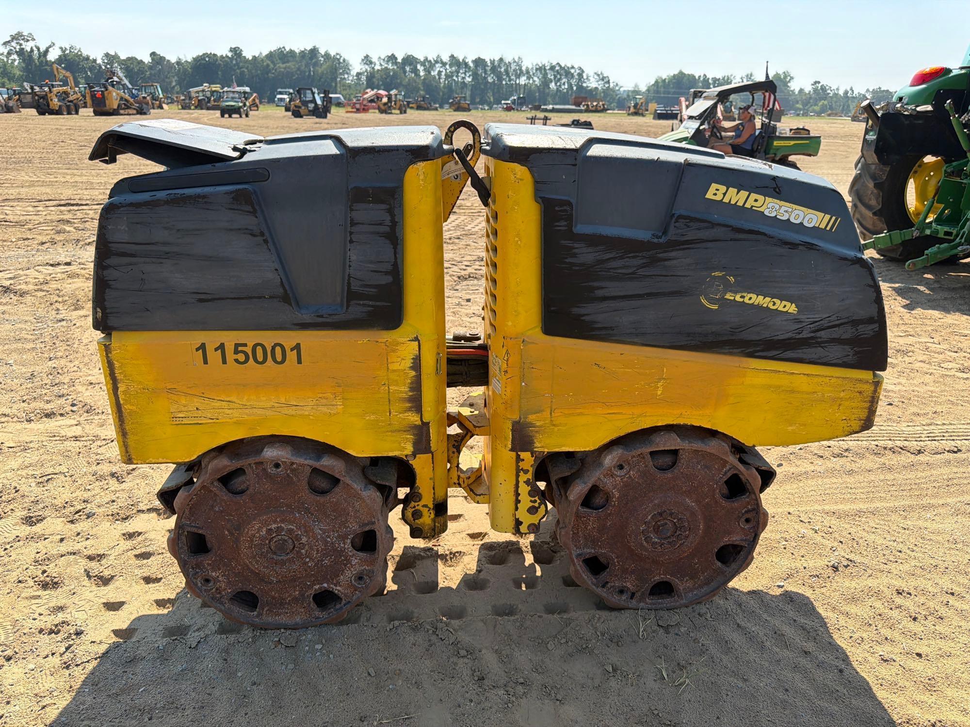 Bomag 8500