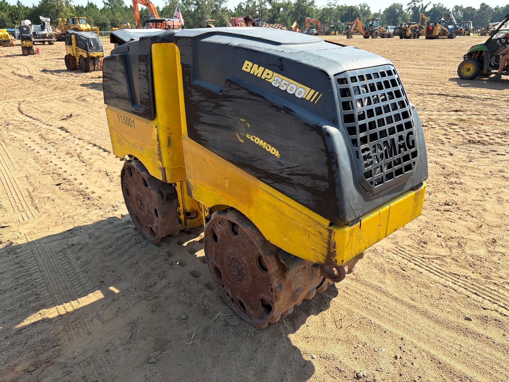 Bomag 8500