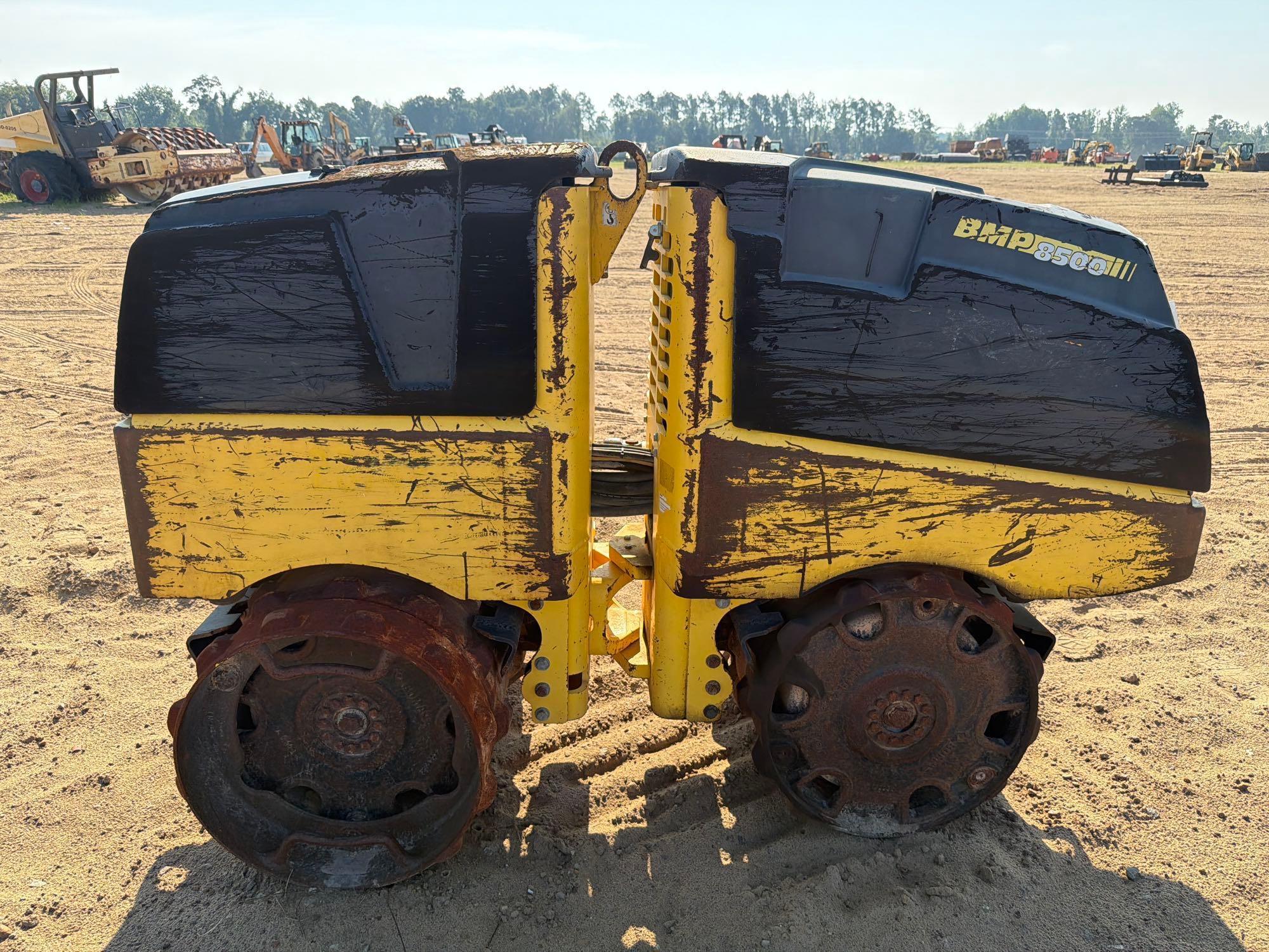 Bomag 8500