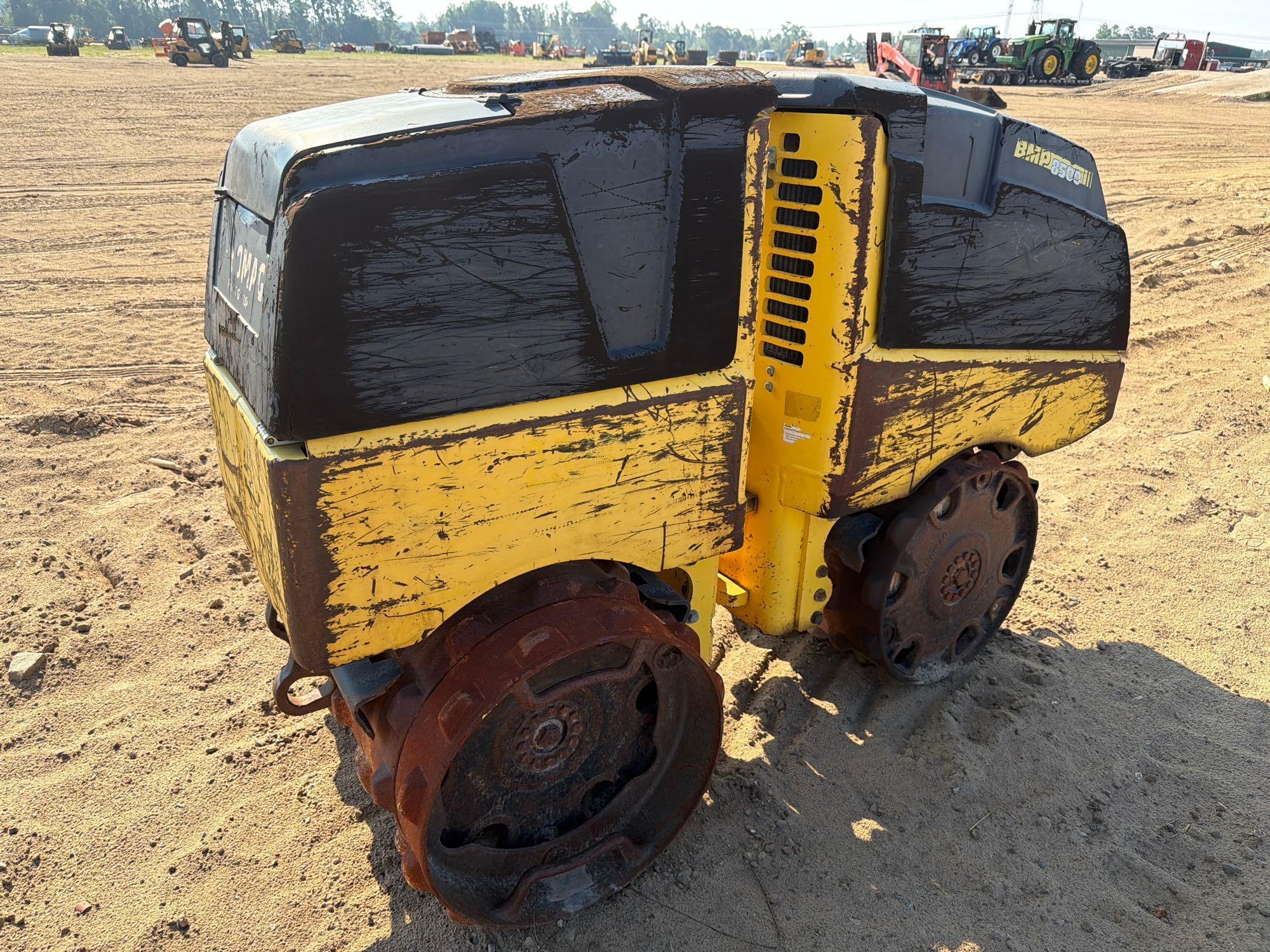 Bomag 8500