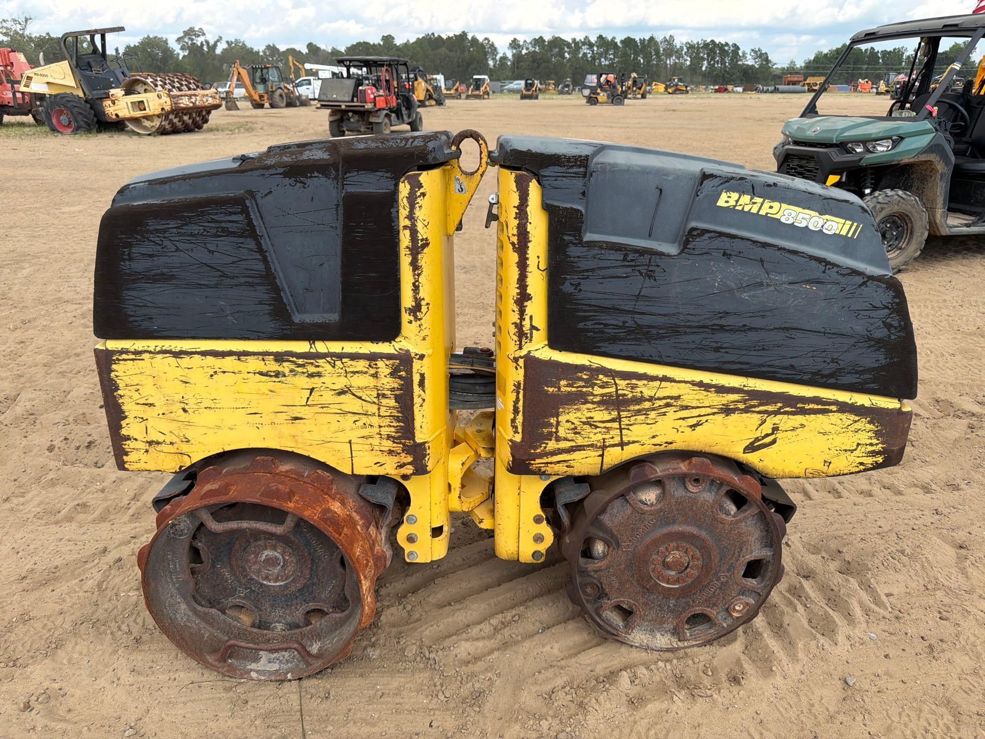 Bomag 8500