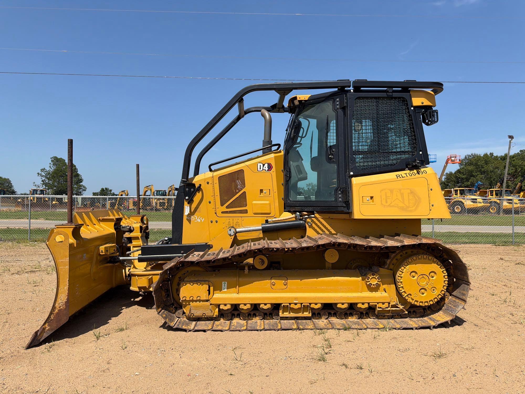  Caterpillar D4