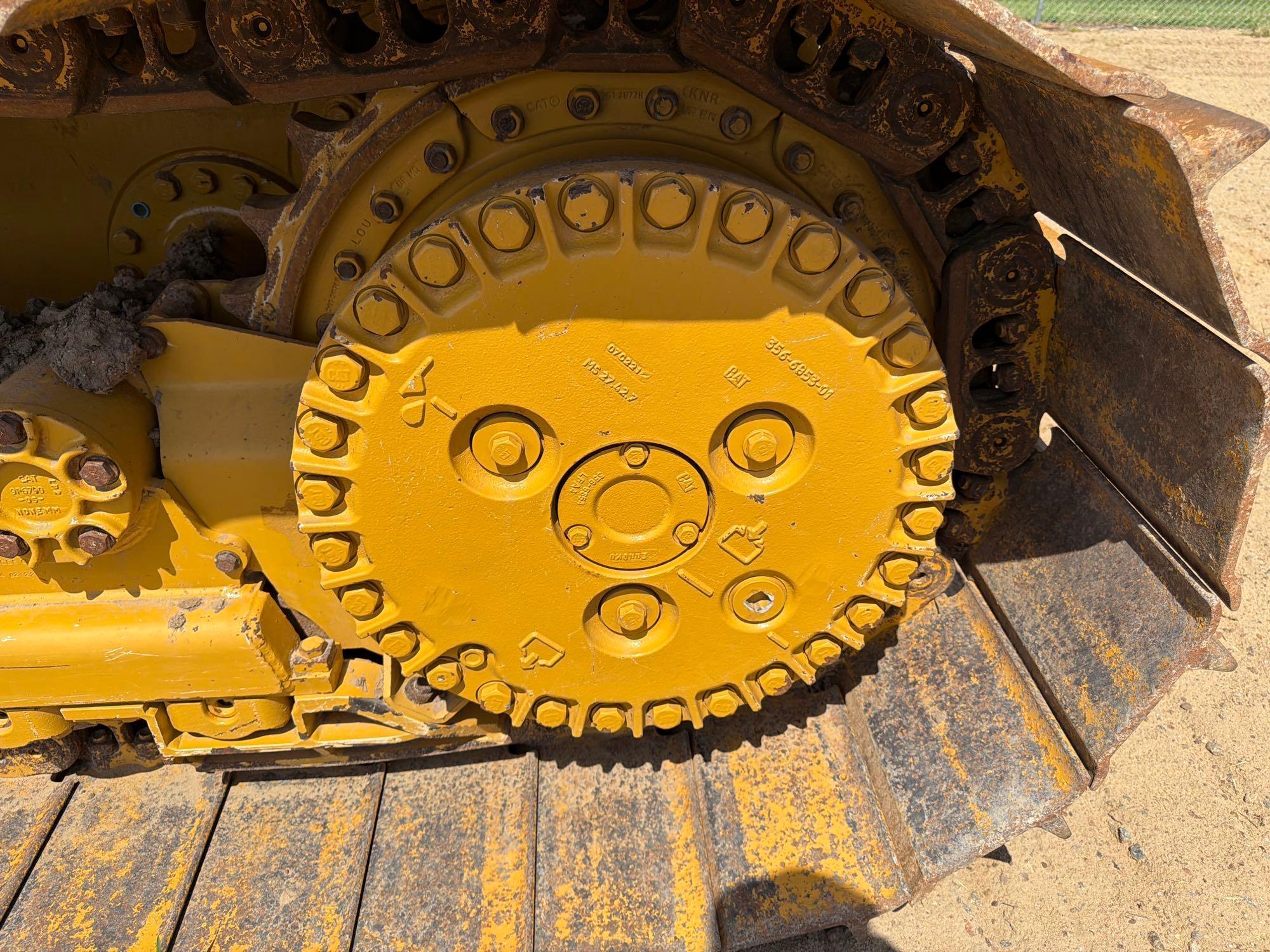 Caterpillar D4