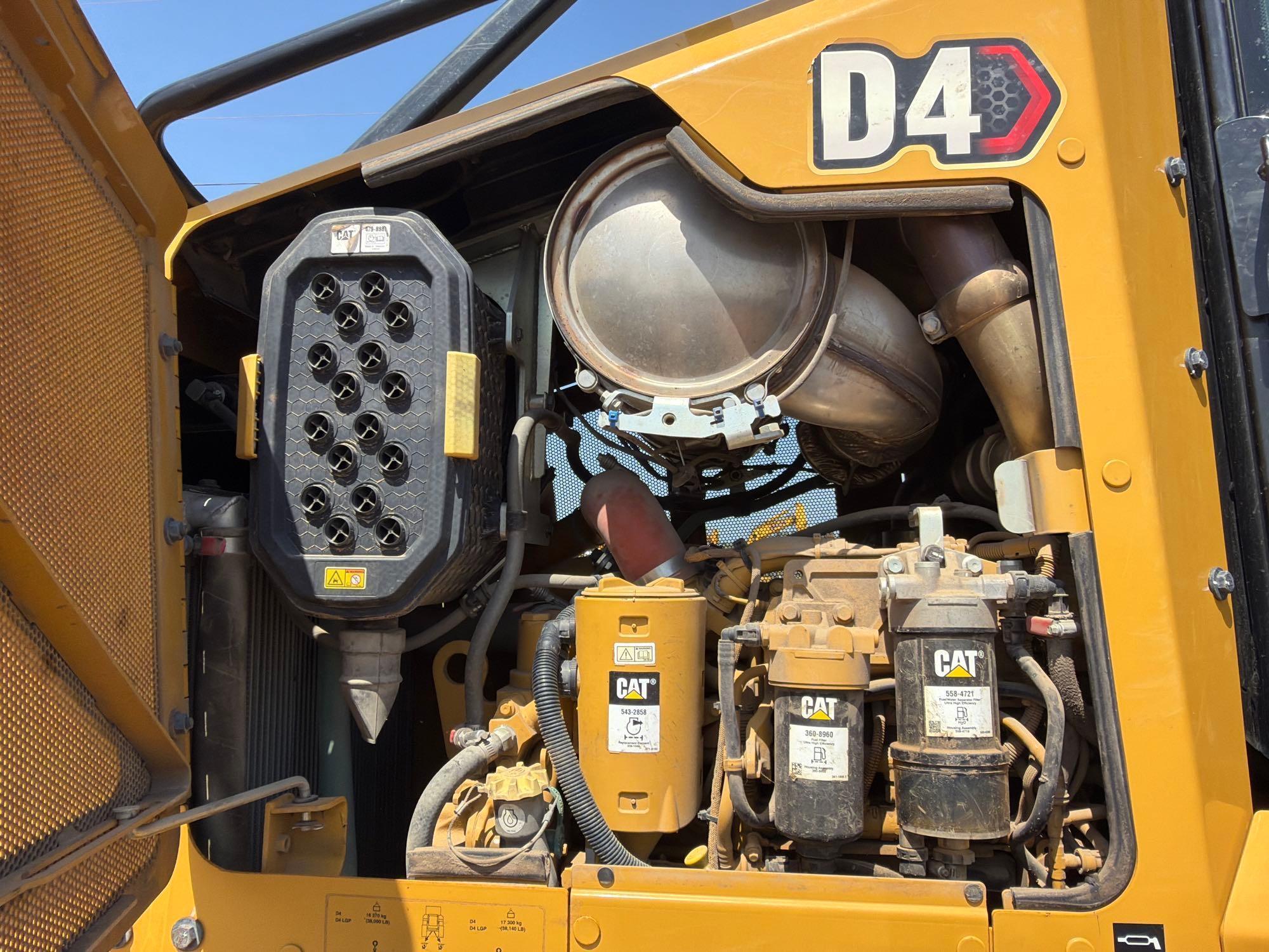 Caterpillar D4