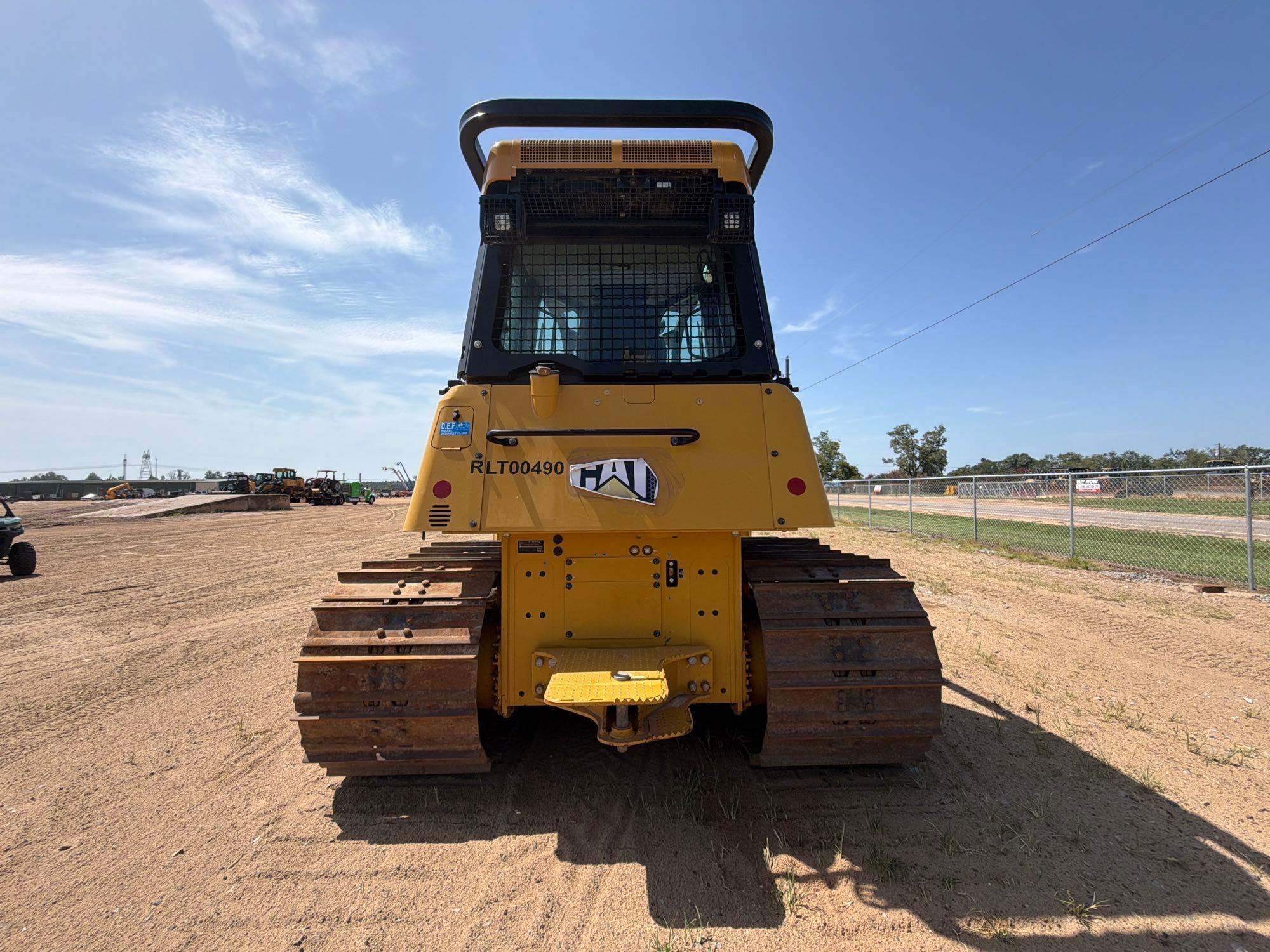 Caterpillar D4