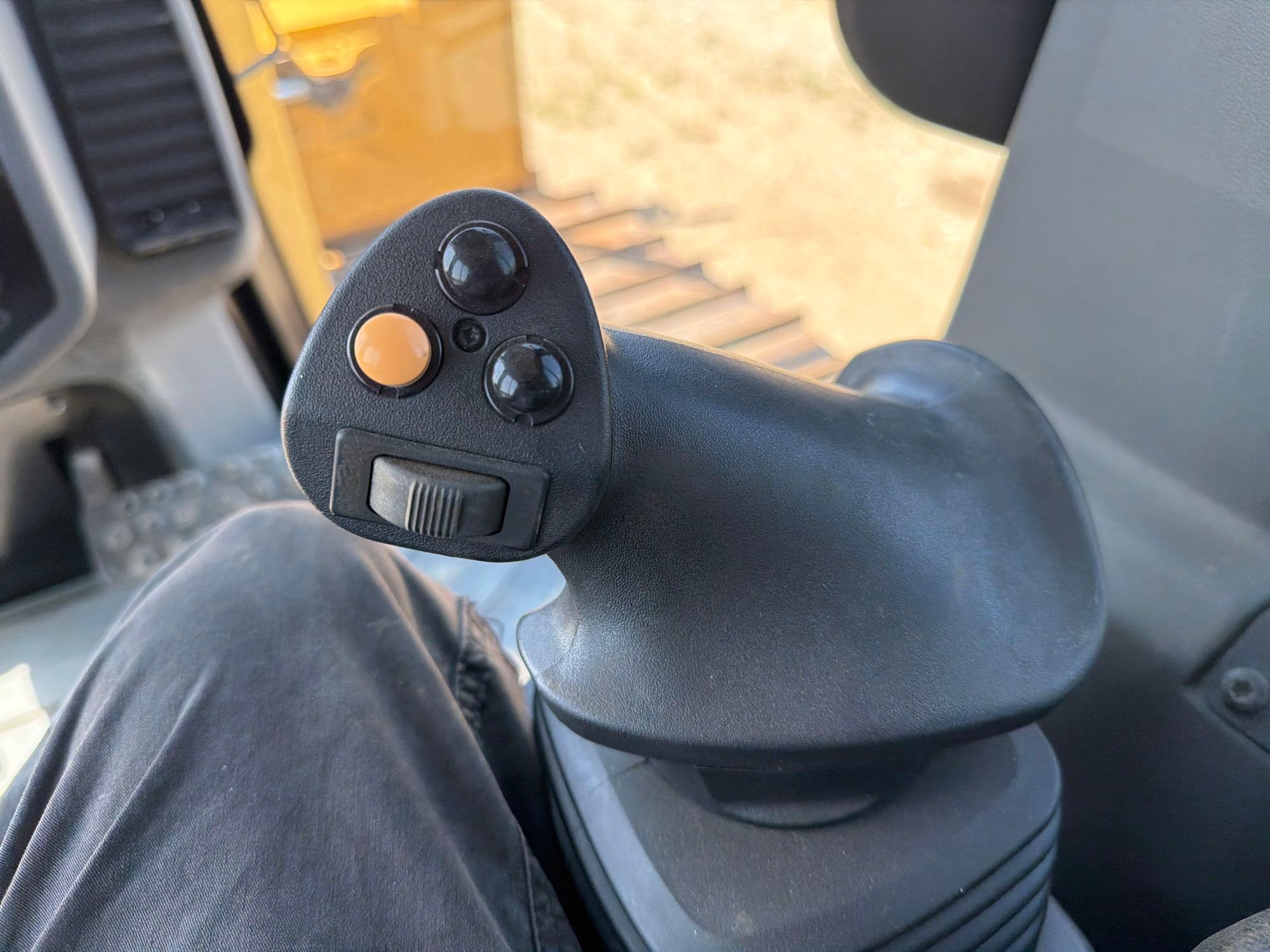Caterpillar D4