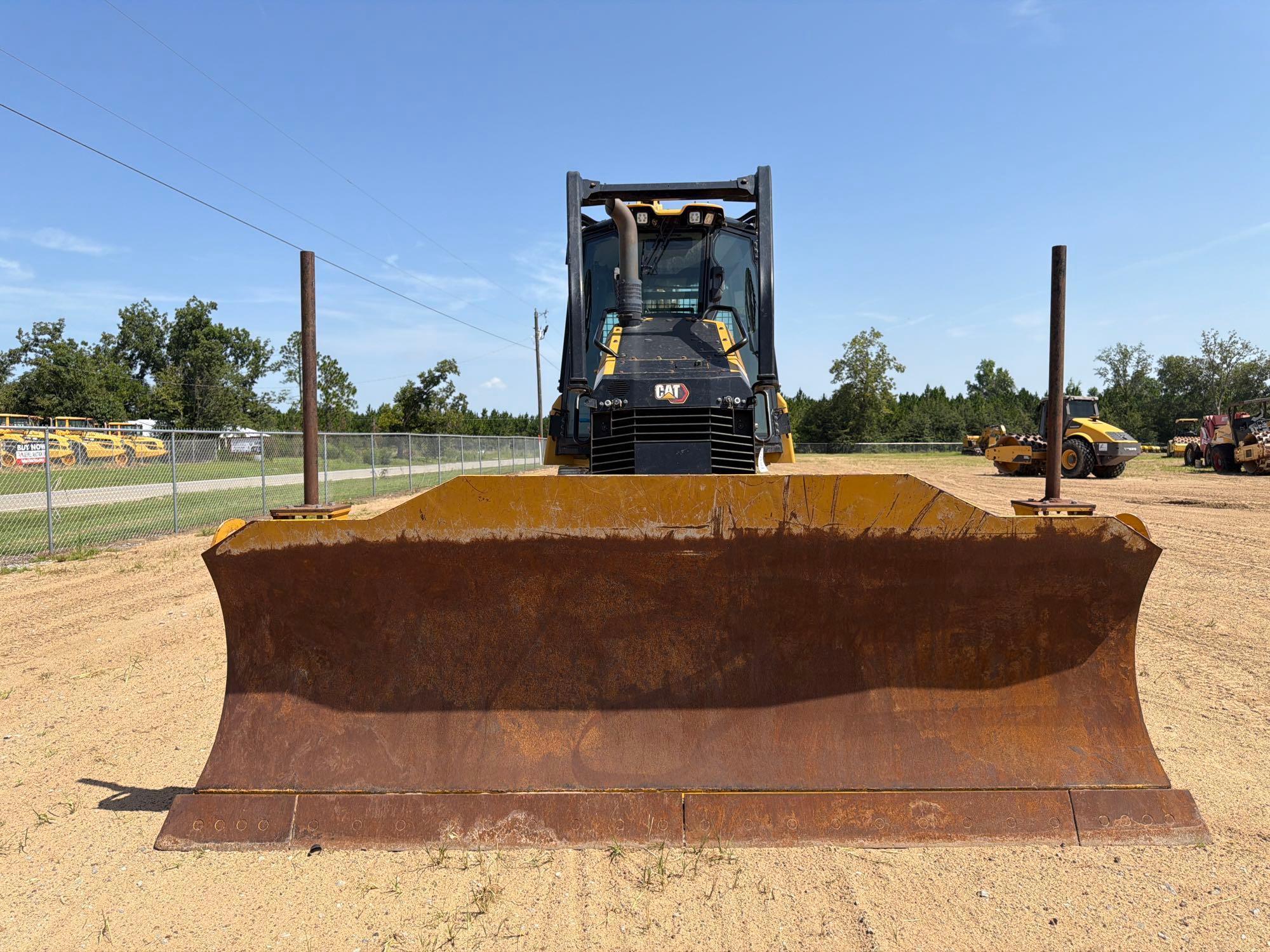 Caterpillar D4