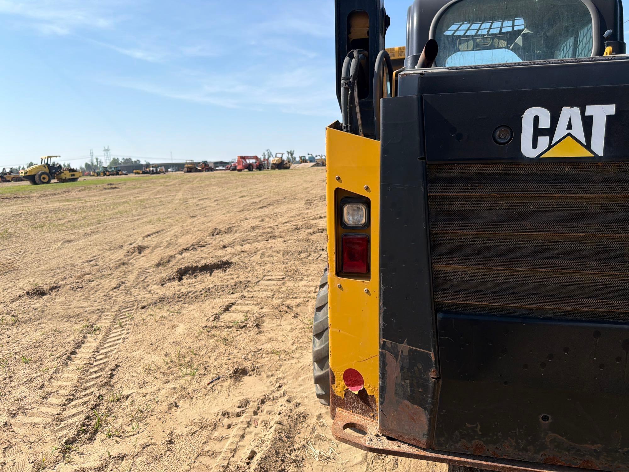 Caterpillar 242D