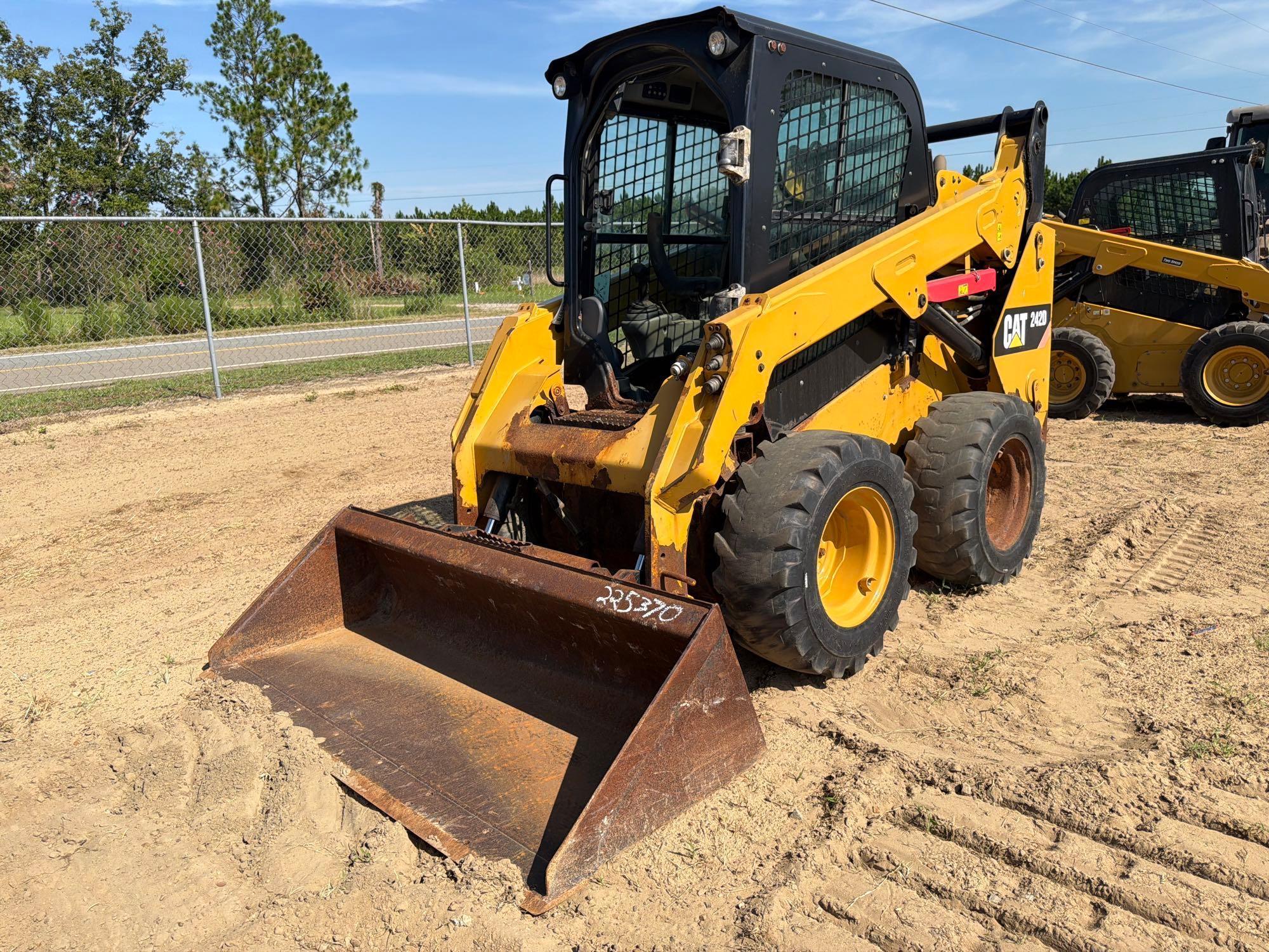 Caterpillar 242D
