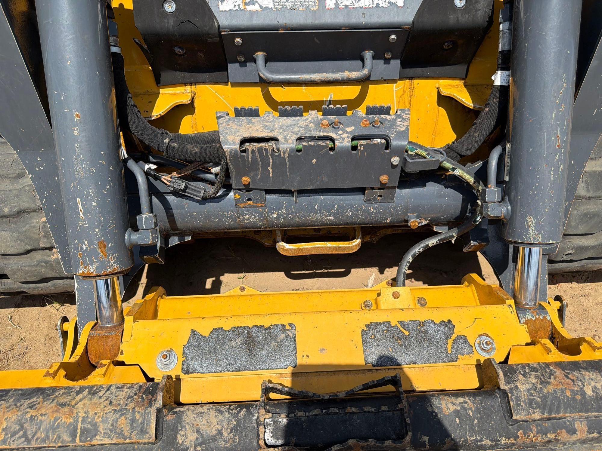 John Deere 333
