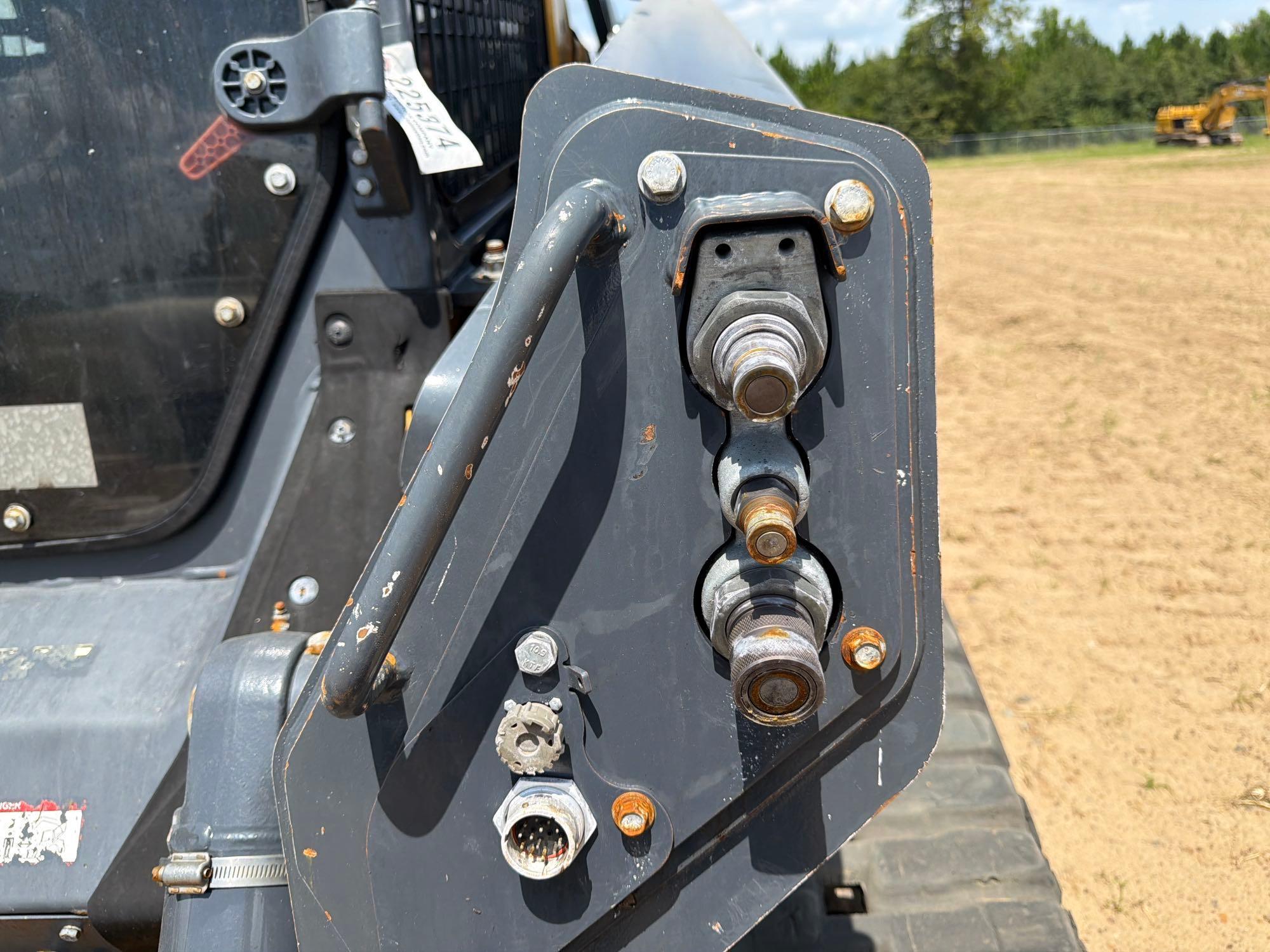 John Deere 333