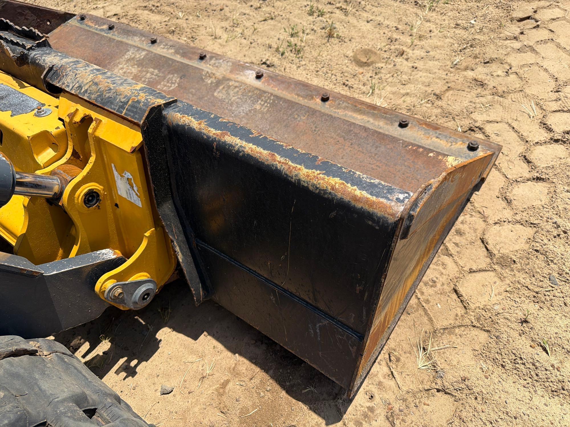 John Deere 333