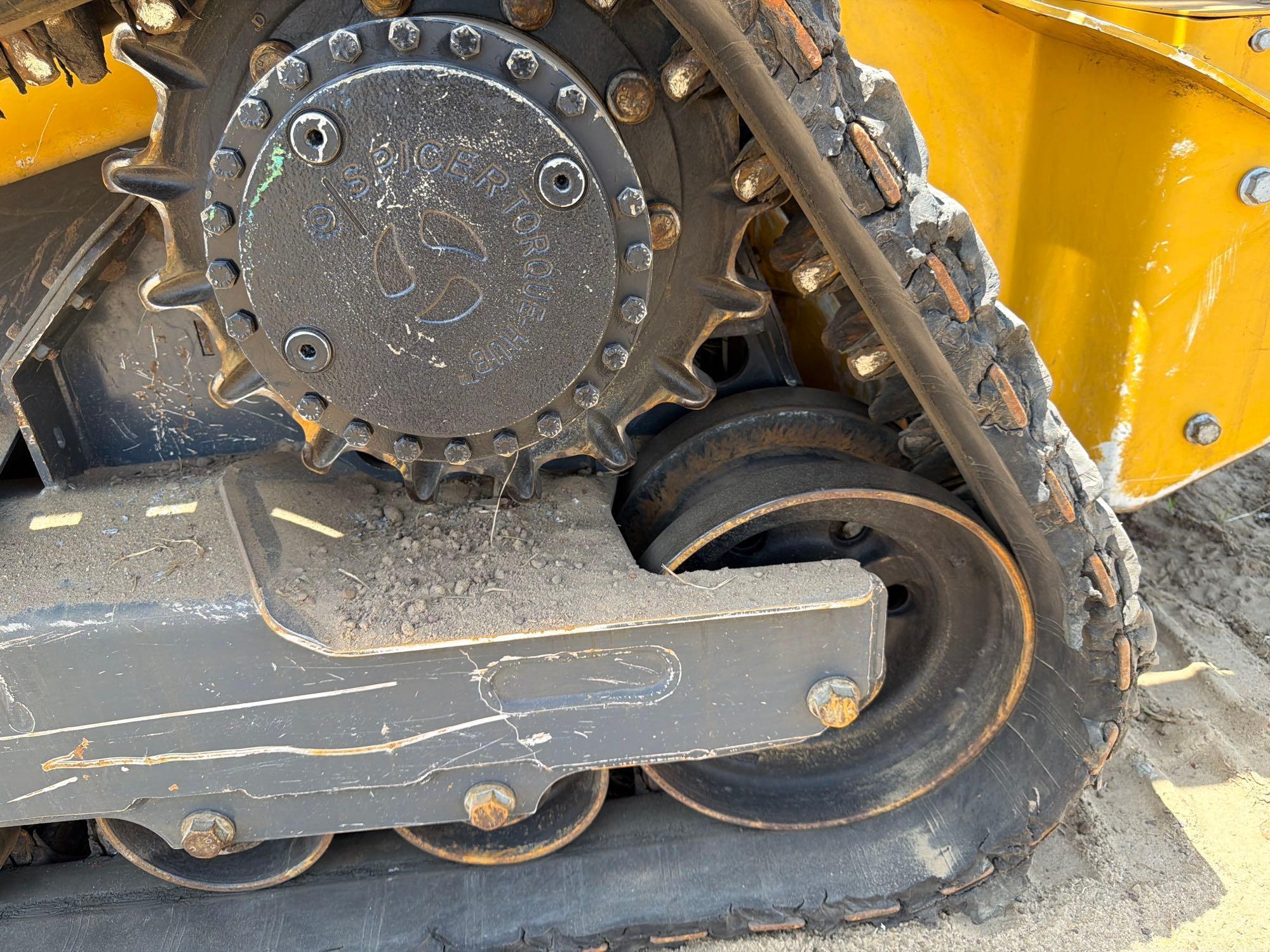 John Deere 333