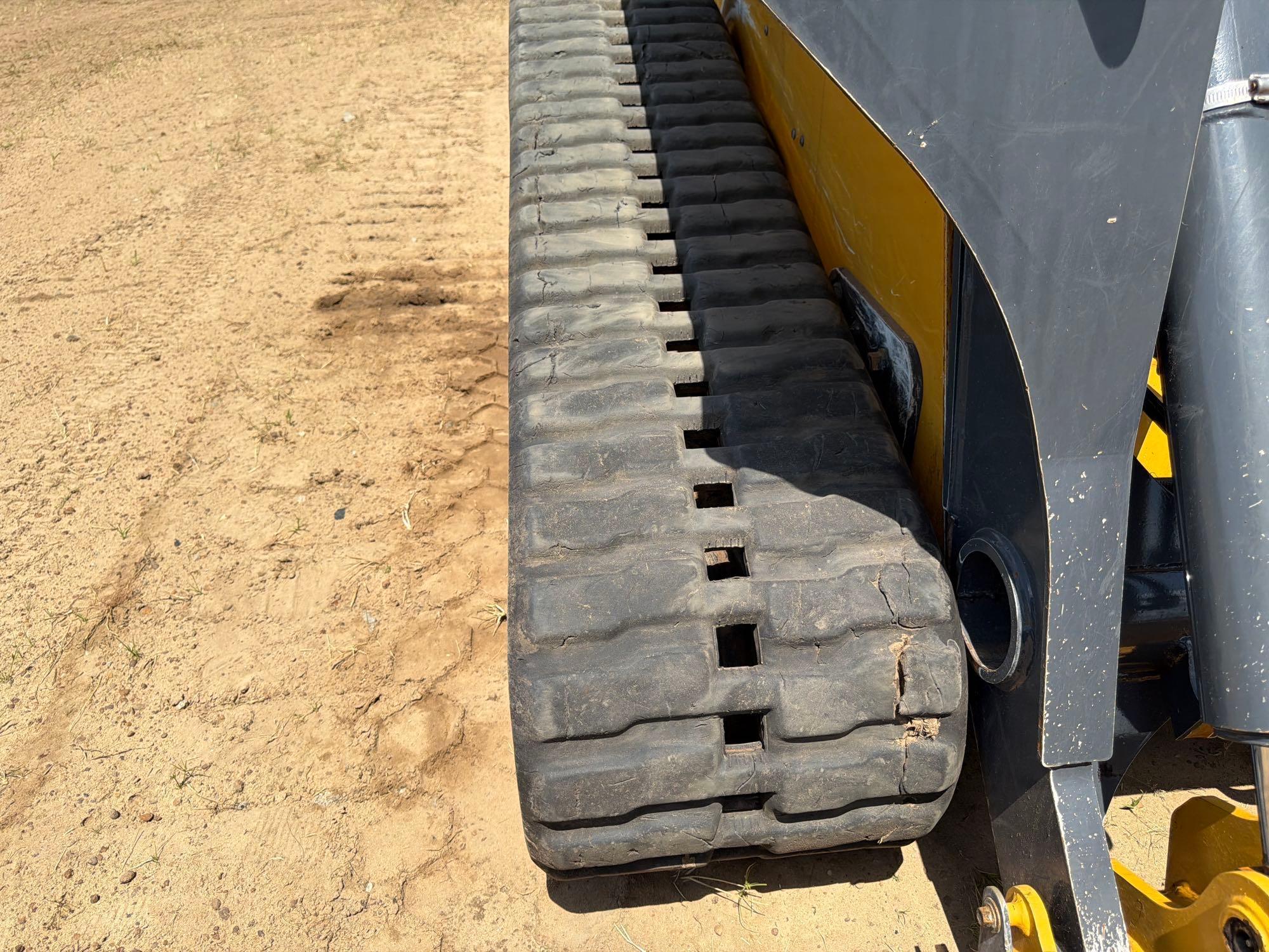 John Deere 333