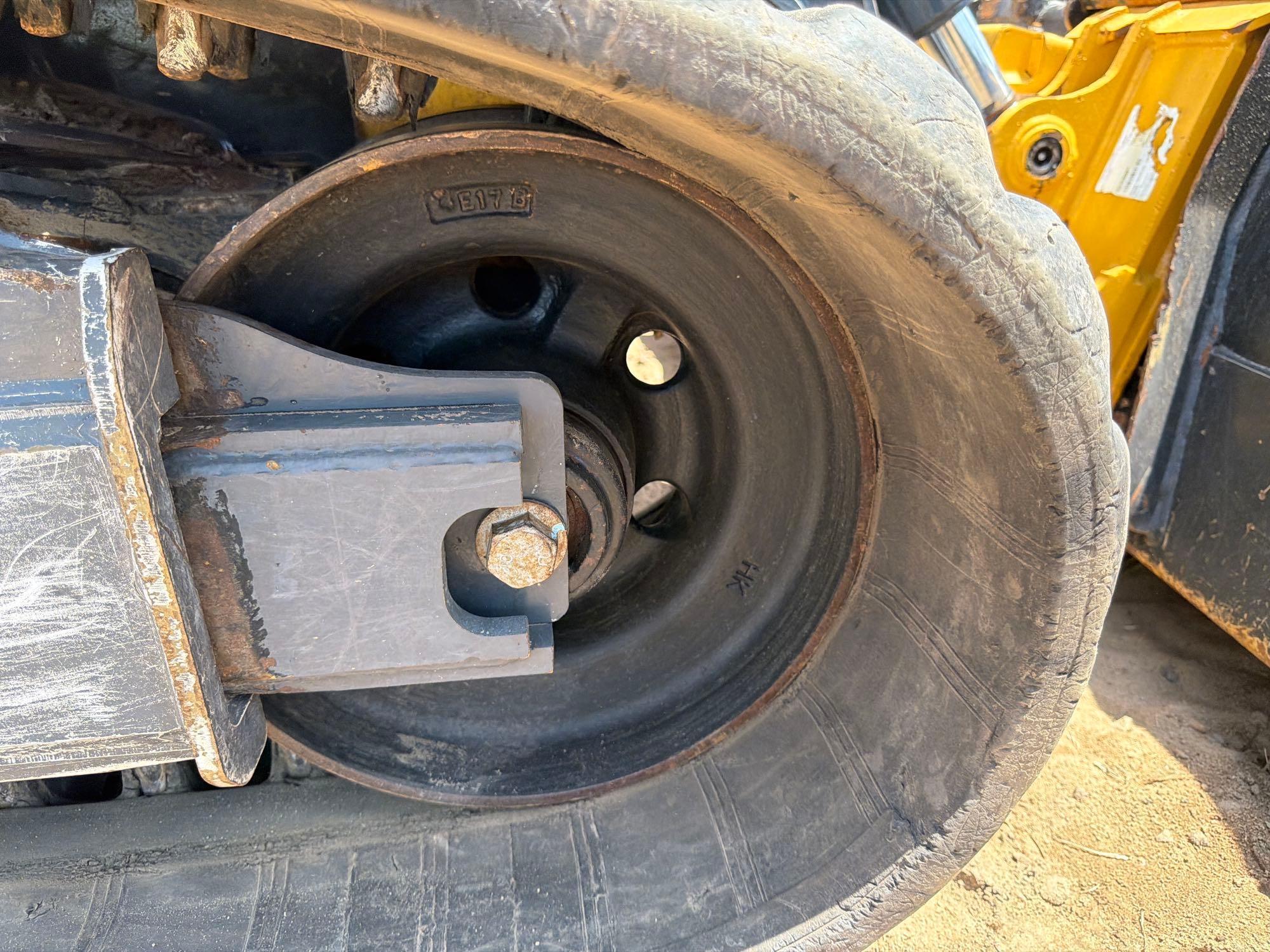 John Deere 333