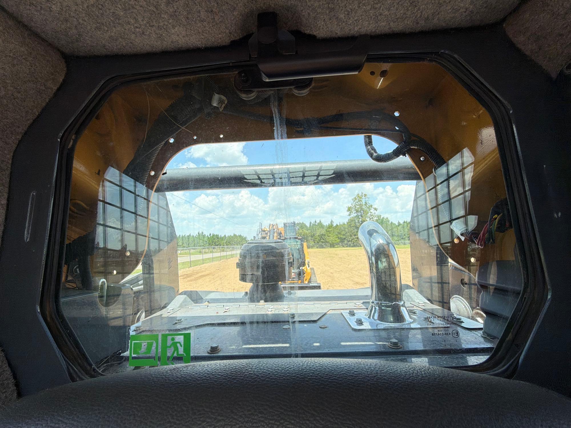John Deere 333