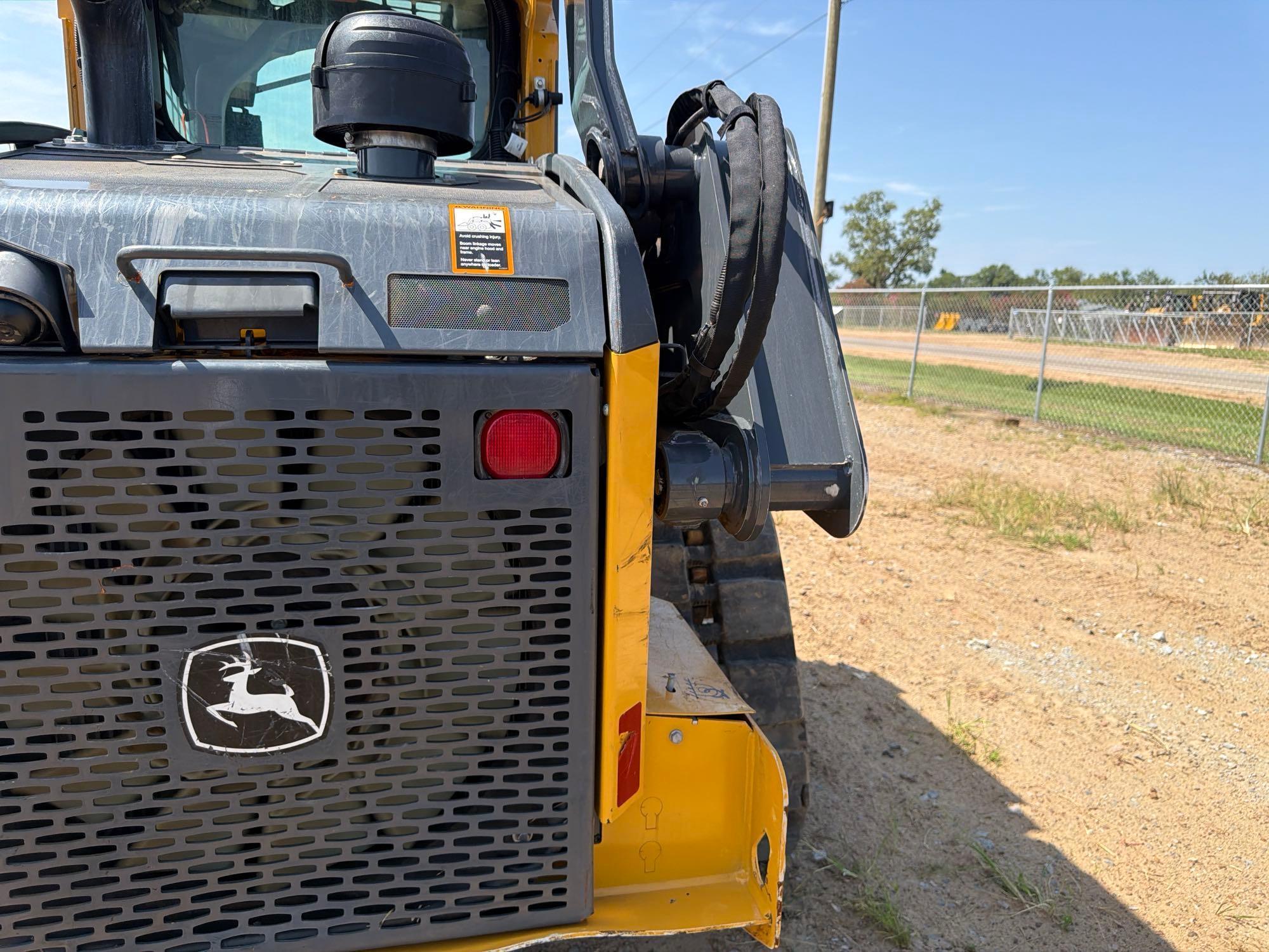 2025 John Deere 325G