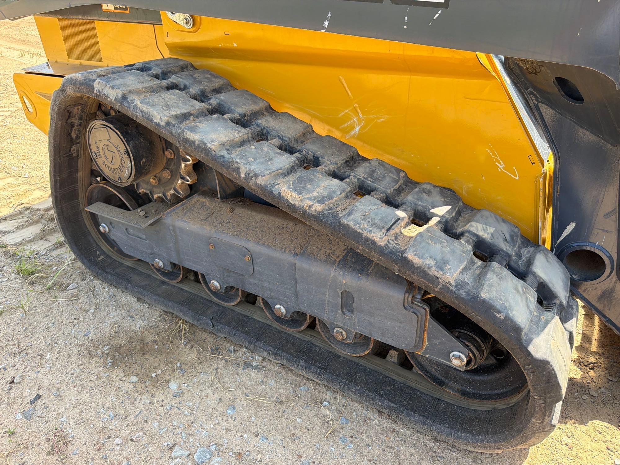 2025 John Deere 325G