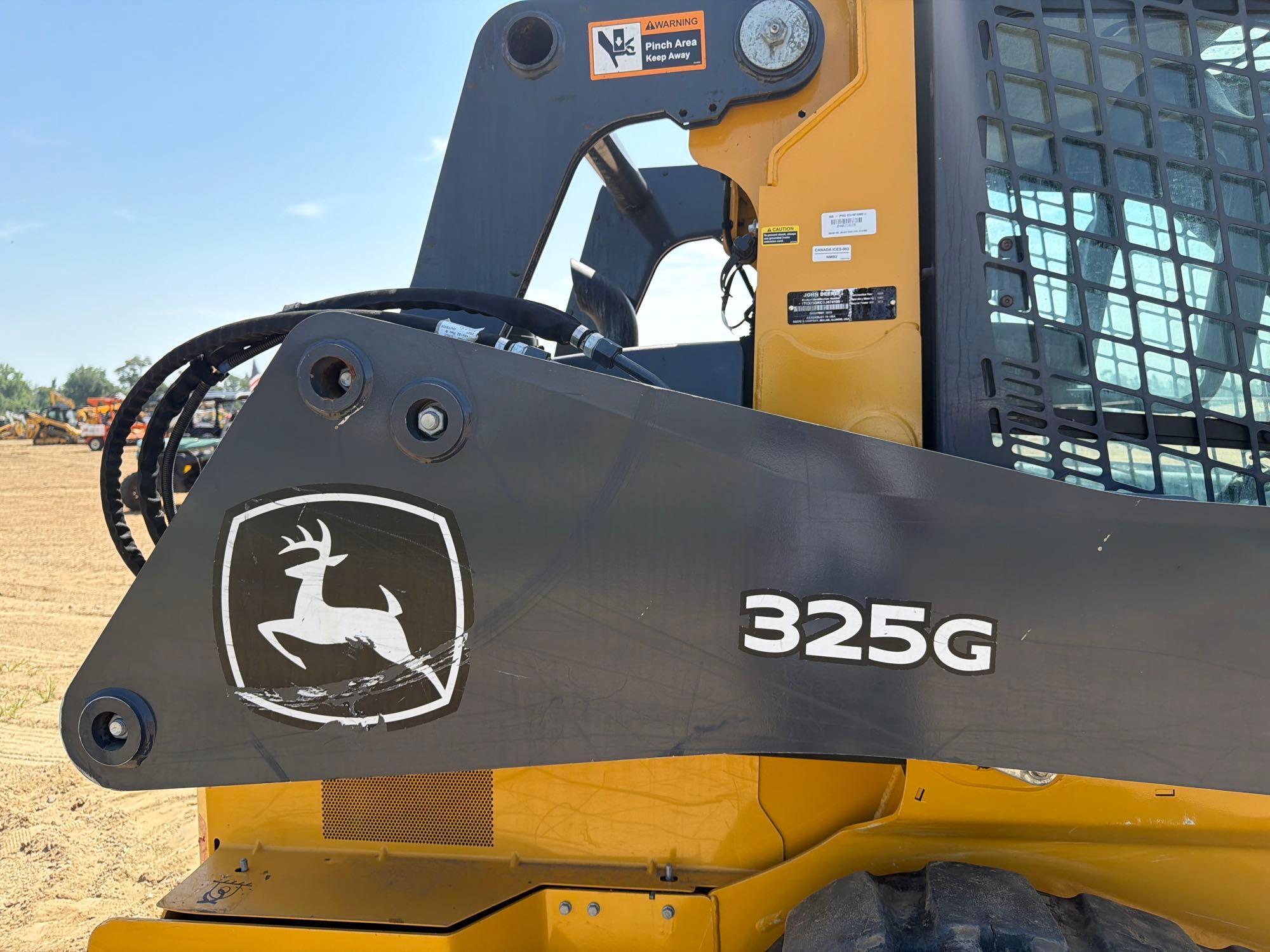 2025 John Deere 325G