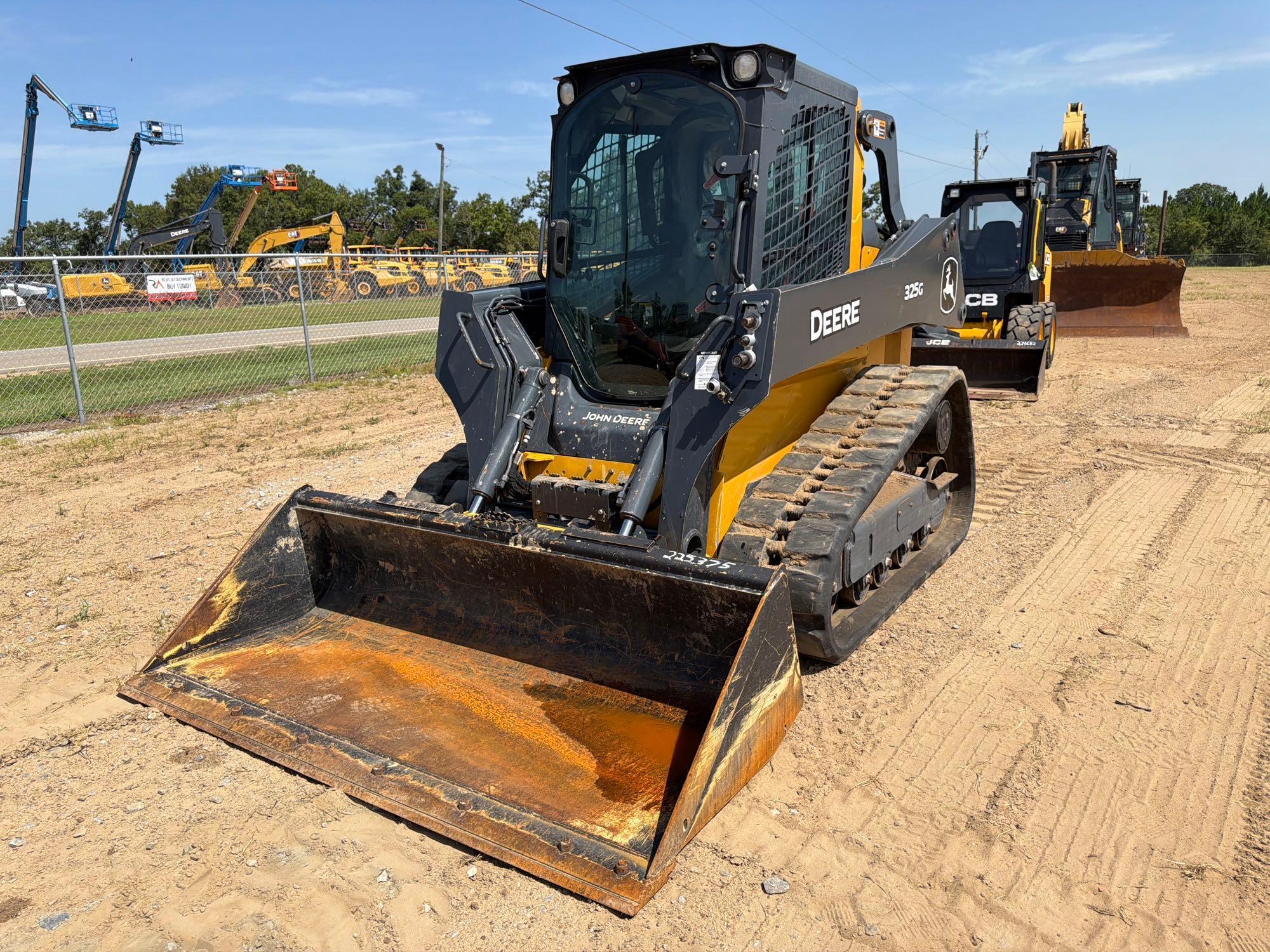 2025 John Deere 325G