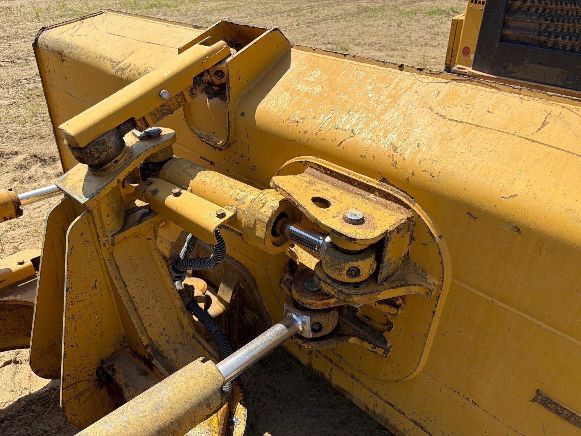 Caterpillar D5K XL