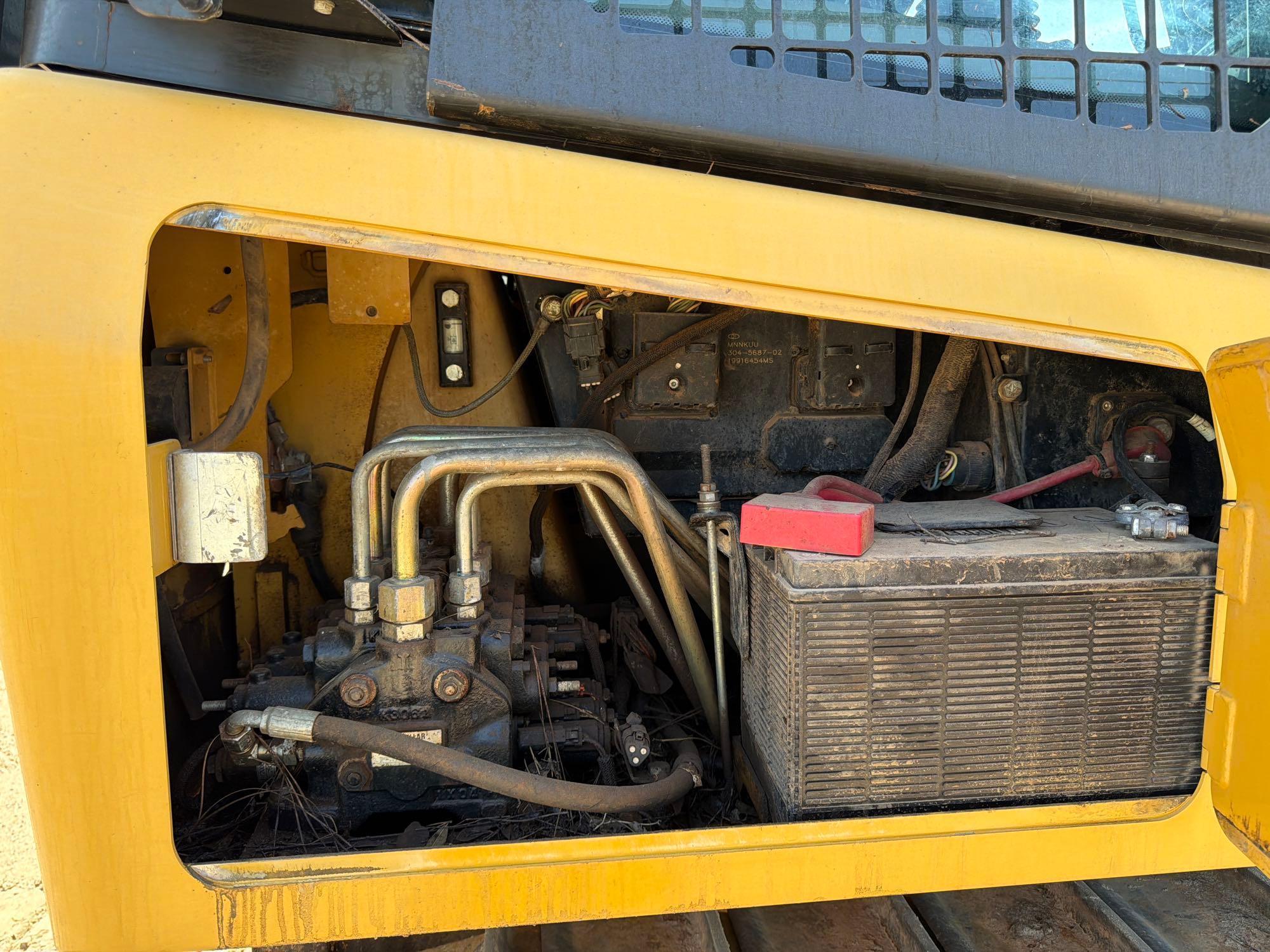 Caterpillar D5K XL