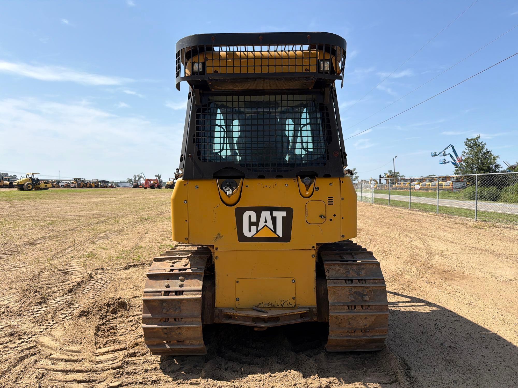 Caterpillar D5K XL