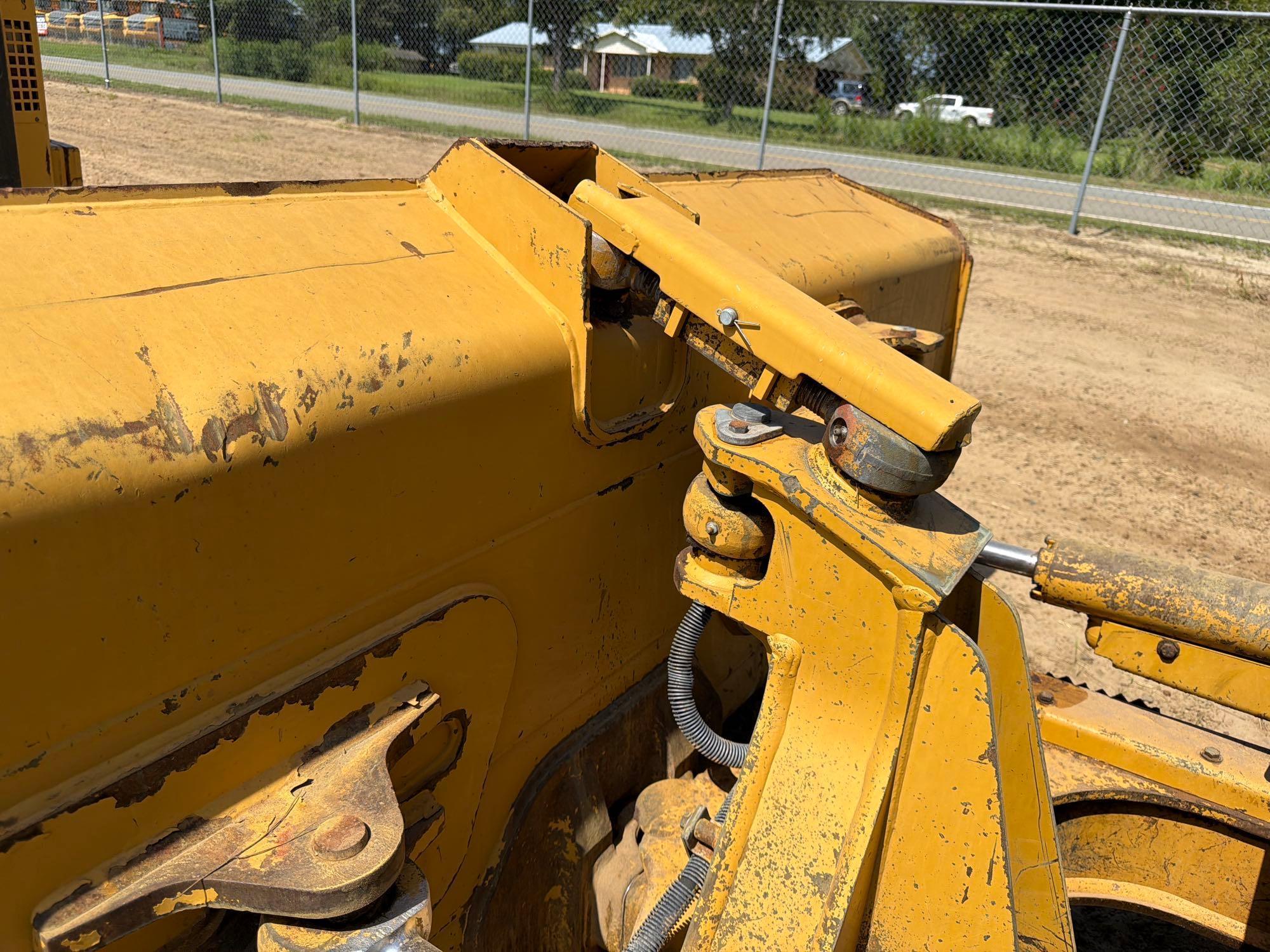 Caterpillar D5K XL