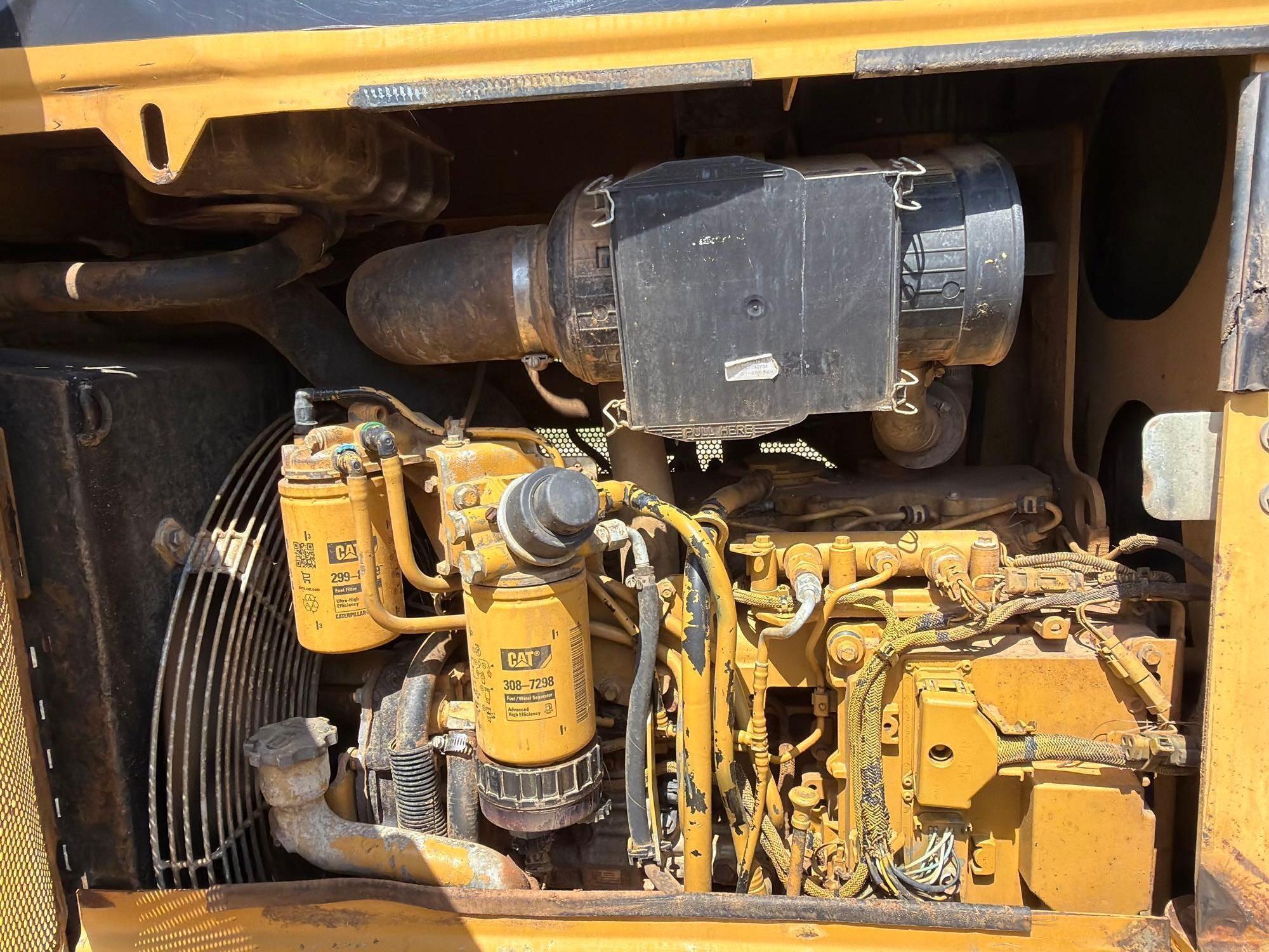 Caterpillar D5K XL