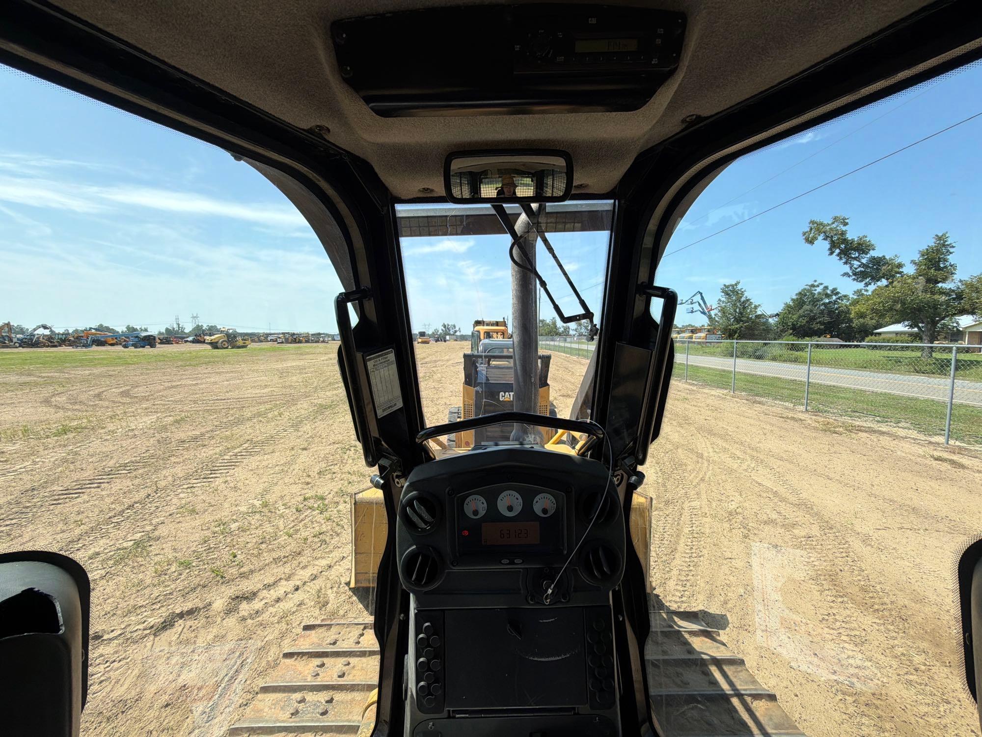 Caterpillar D5K XL