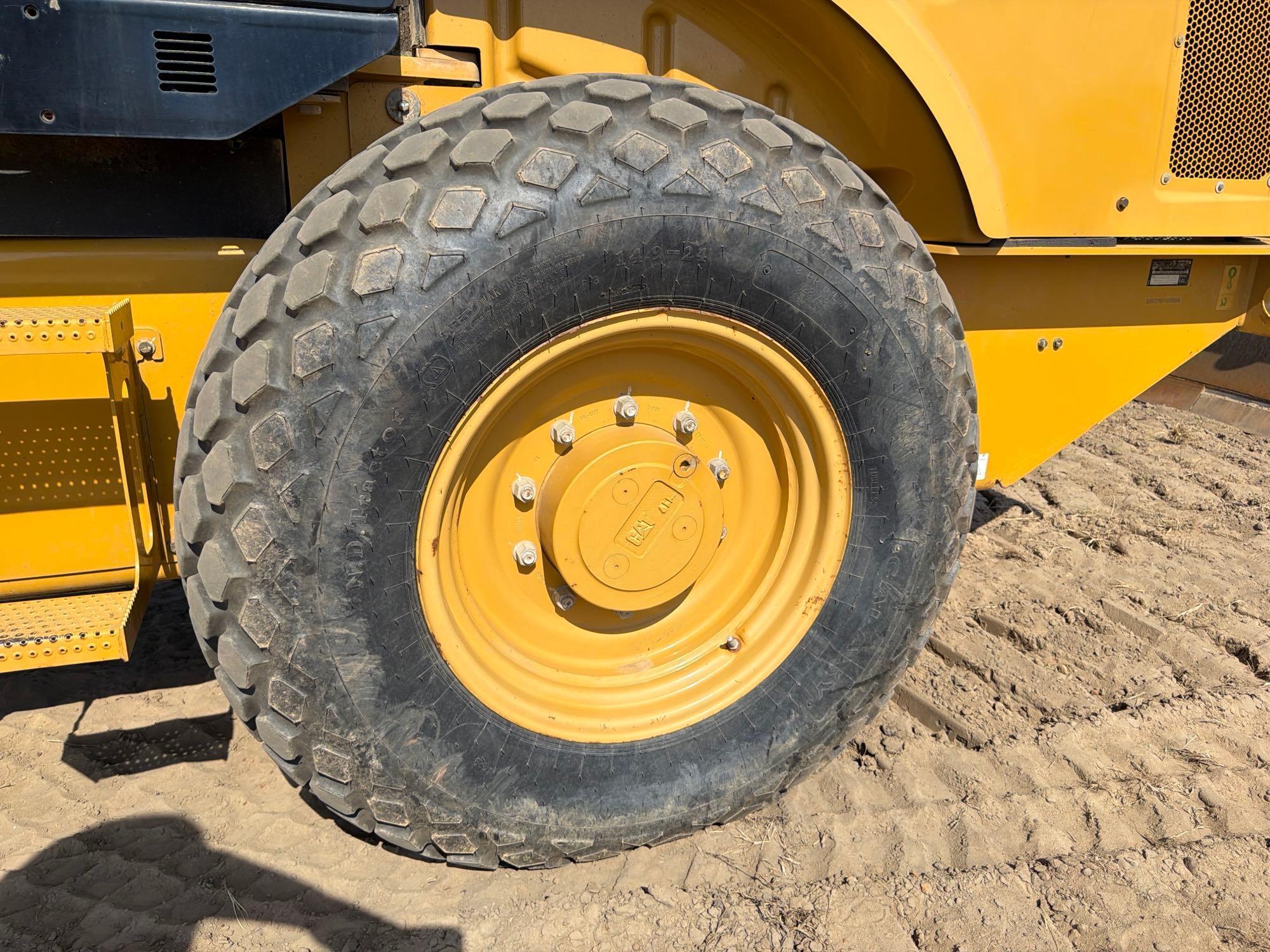 Caterpillar CS-44