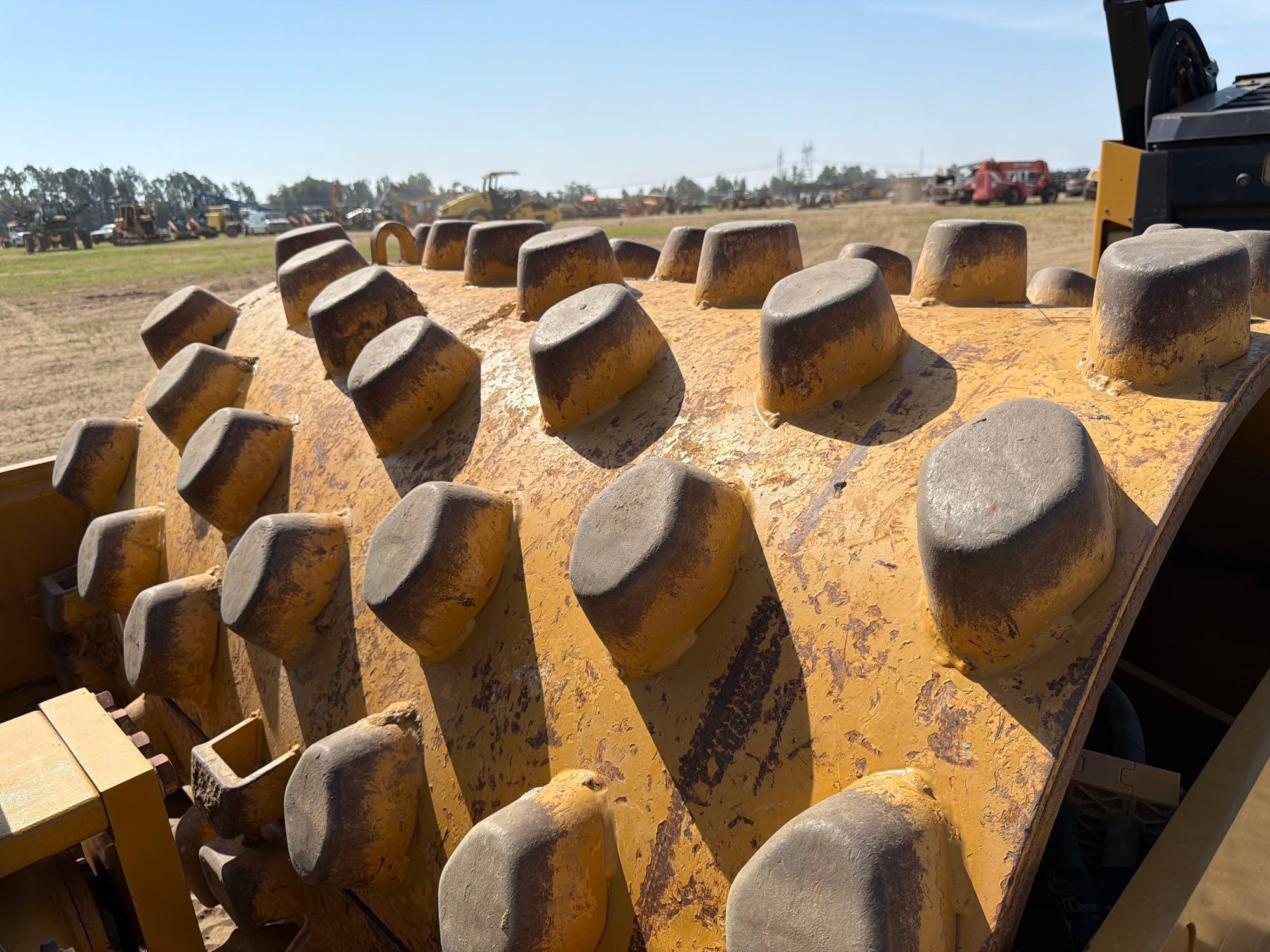 Caterpillar CS-44