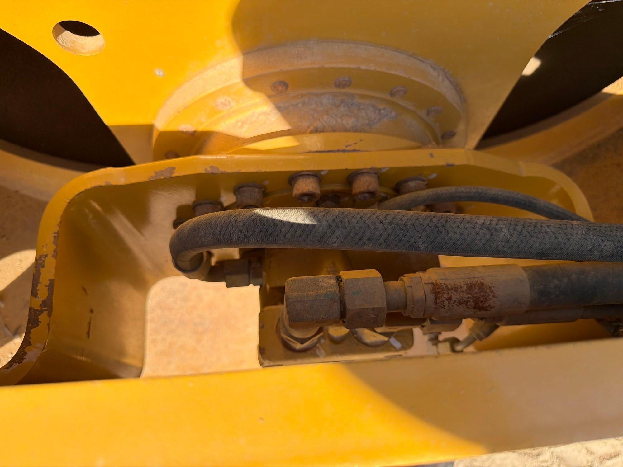 Caterpillar CS-44