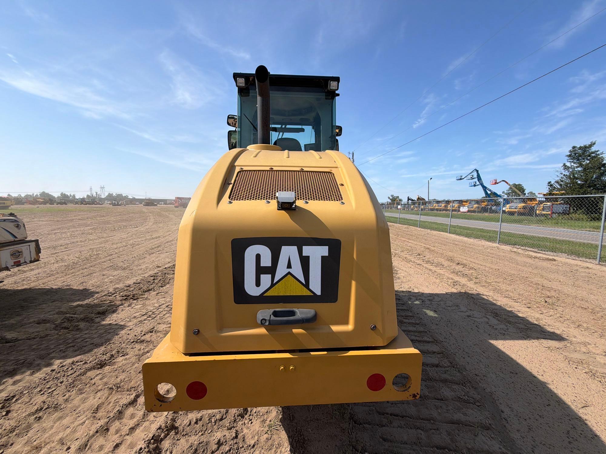 Caterpillar CS-44